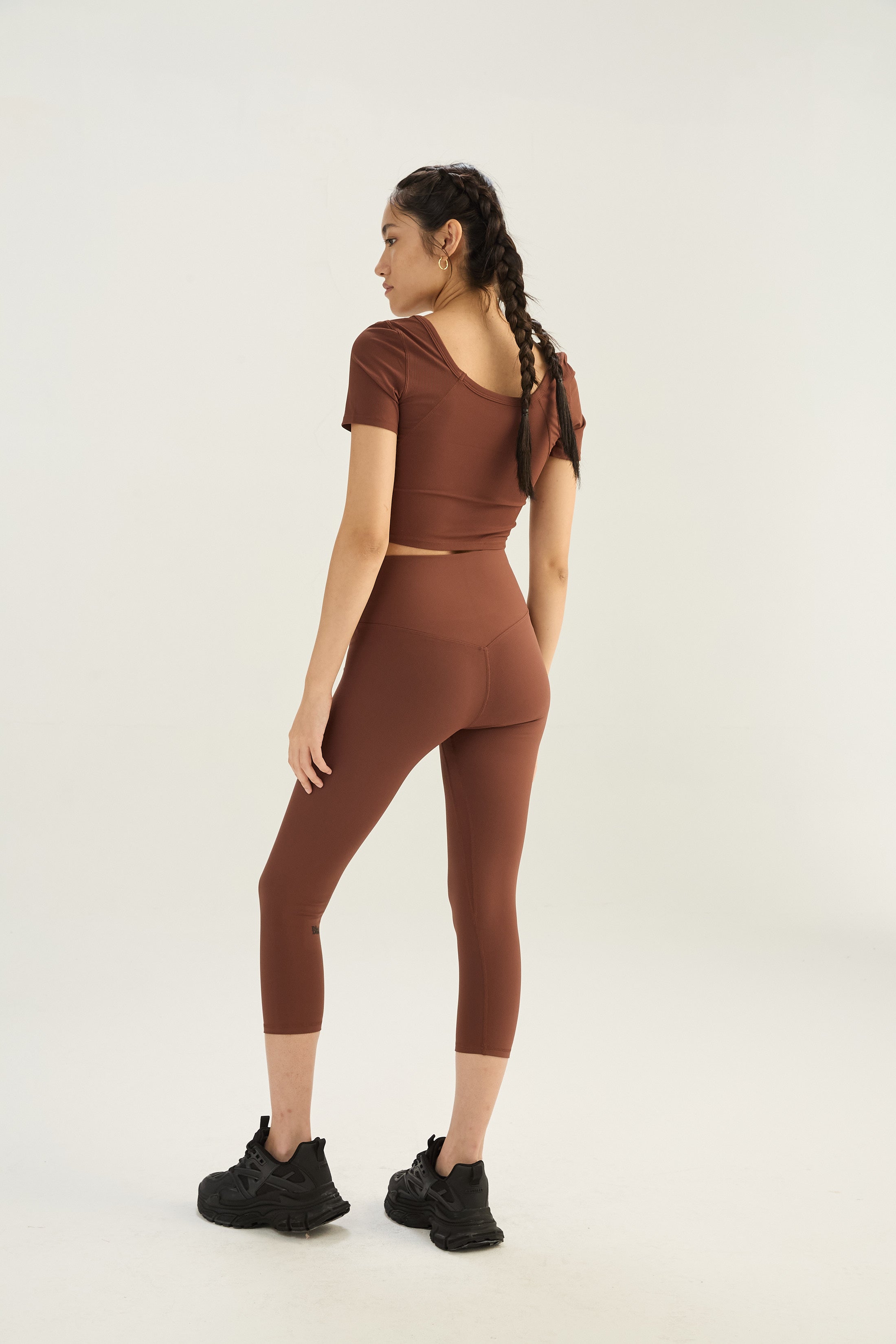 Top Manga Corta Sway - SleekRib® - Chocolate