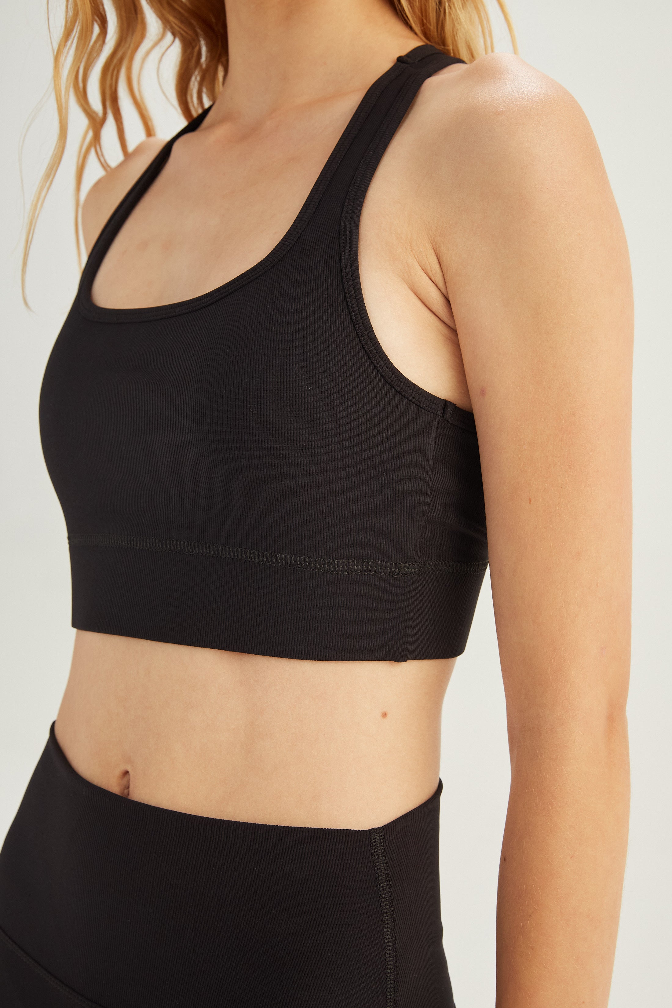 Top Sway - SleekRib® - Negro