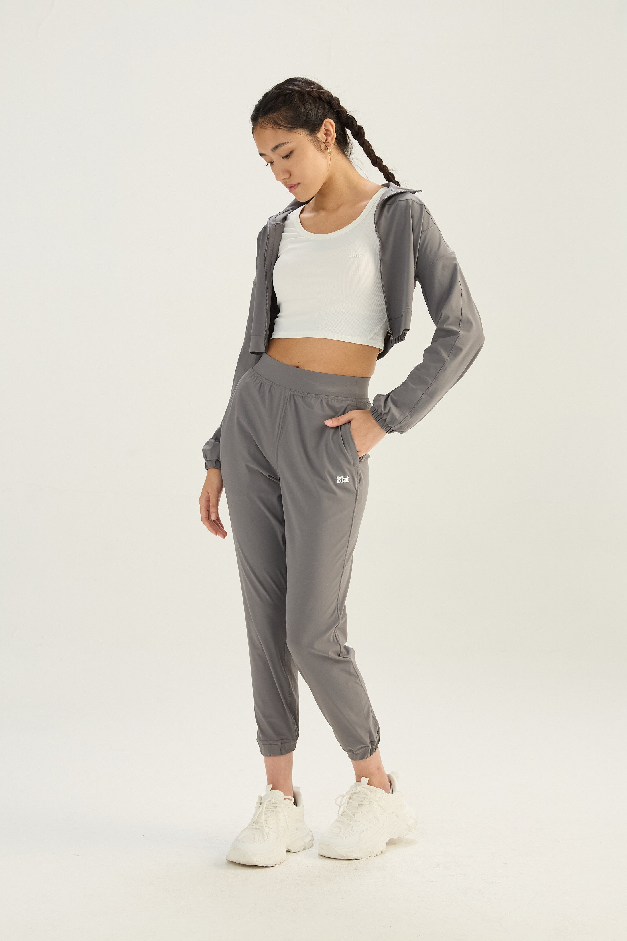 Campera Corta Smooth - TechKnit® - Gris Ceniza