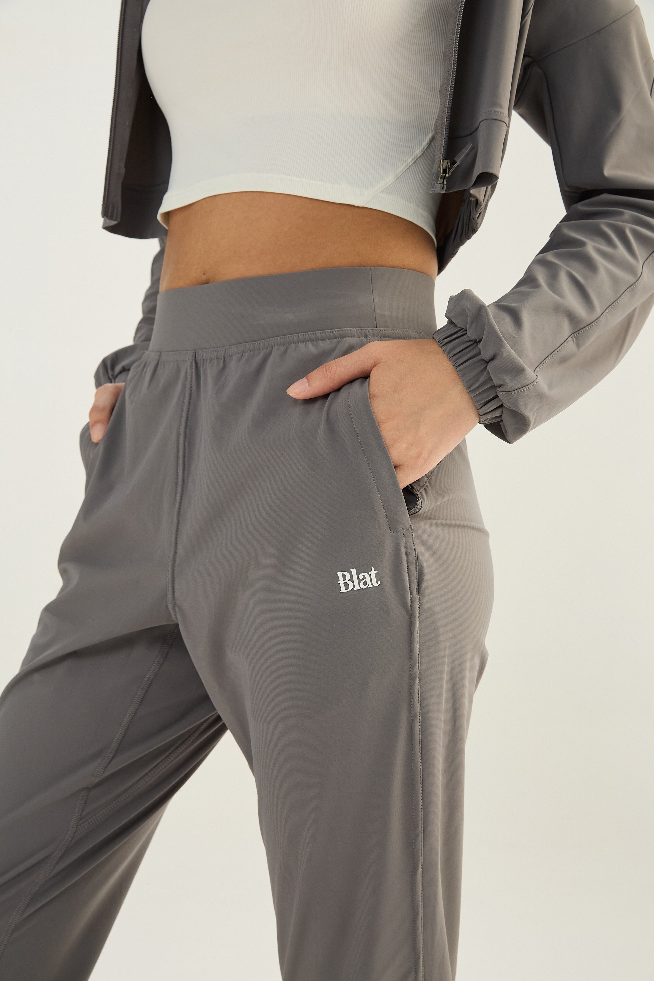 Jogger Smooth - TechKnit® - Gris Ceniza