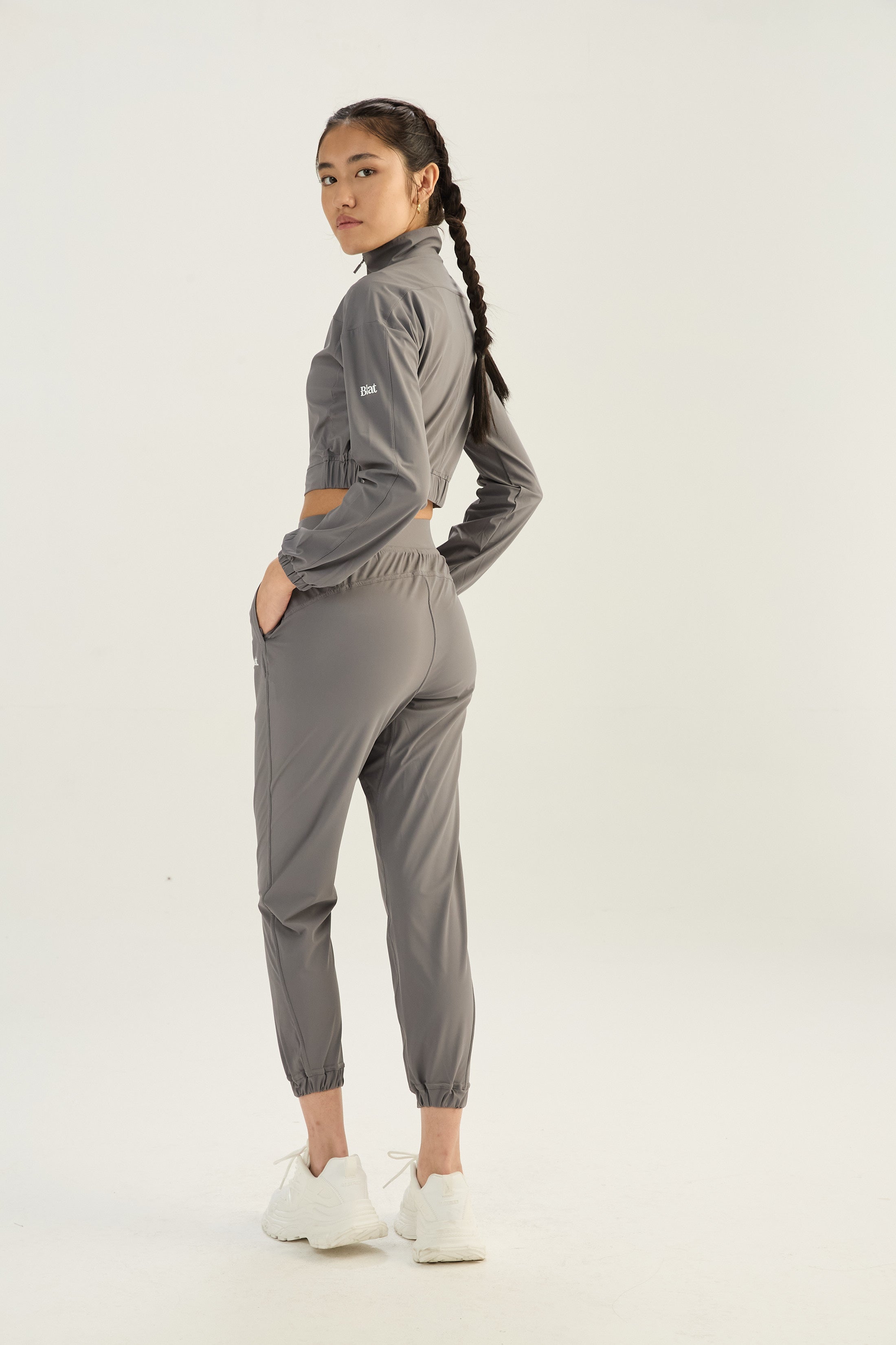 Jogger Smooth - TechKnit® - Gris Ceniza