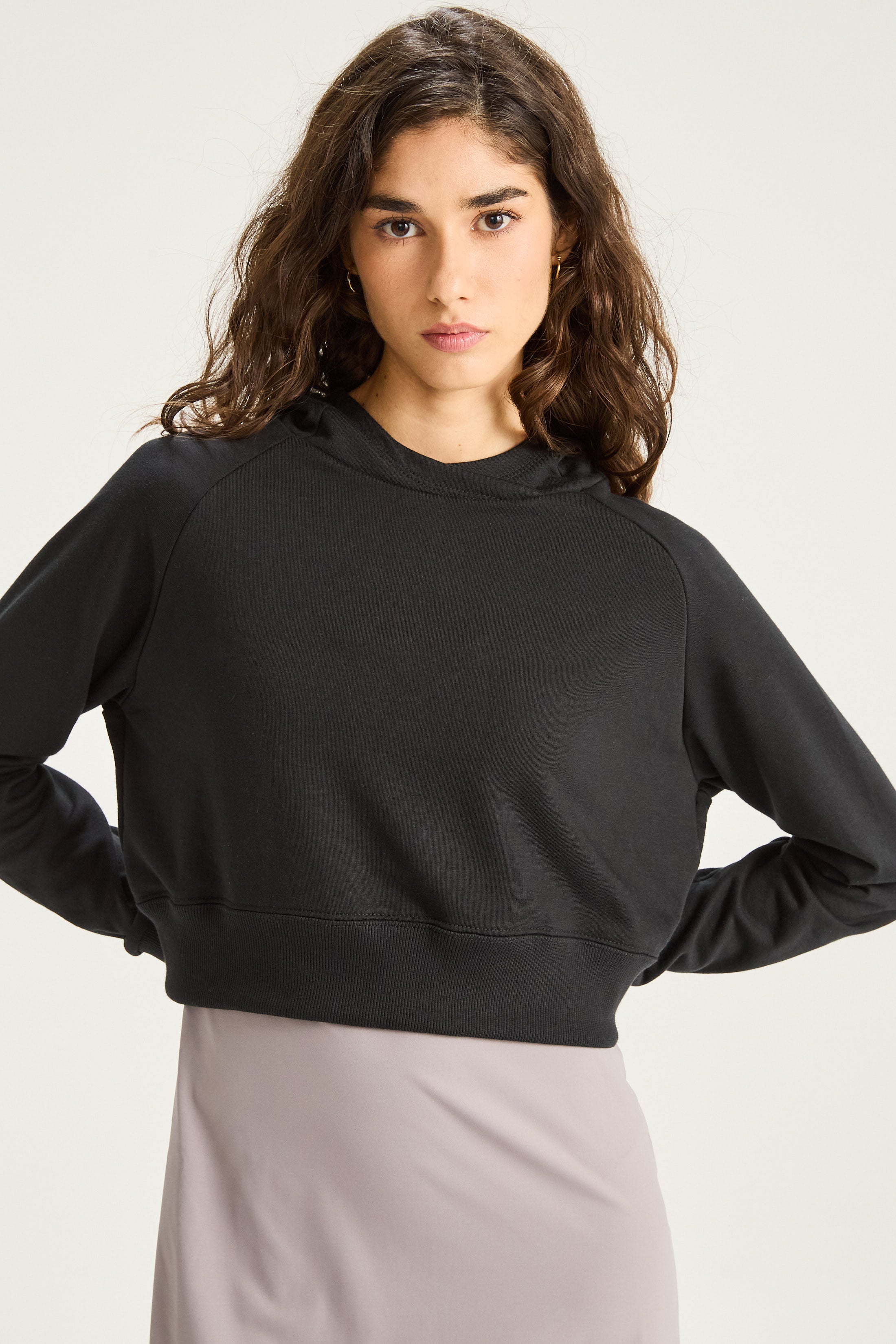 Buzo Jumper Corto Stride - Negro