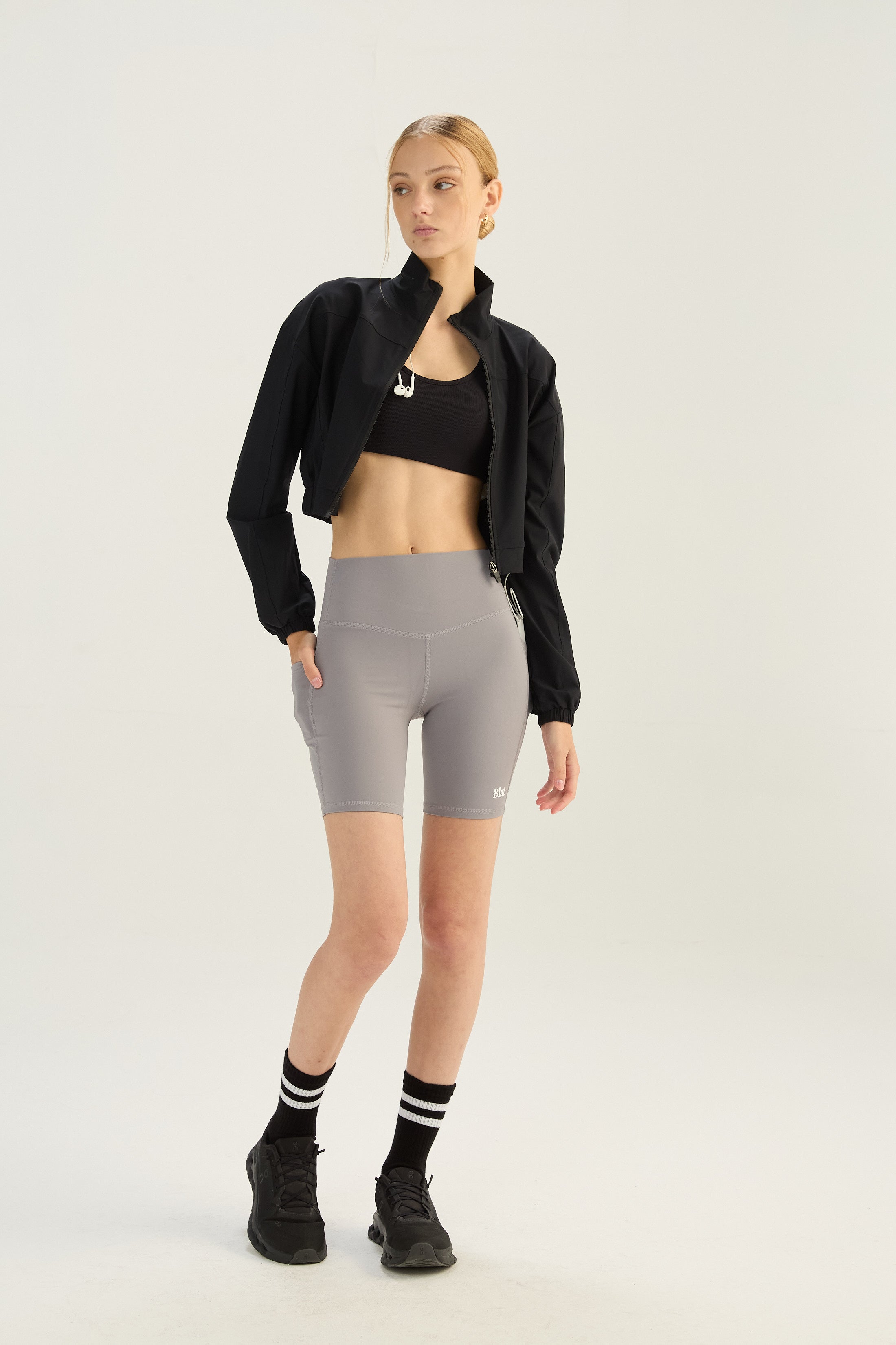 Campera Corta Smooth - TechKnit® - Negro