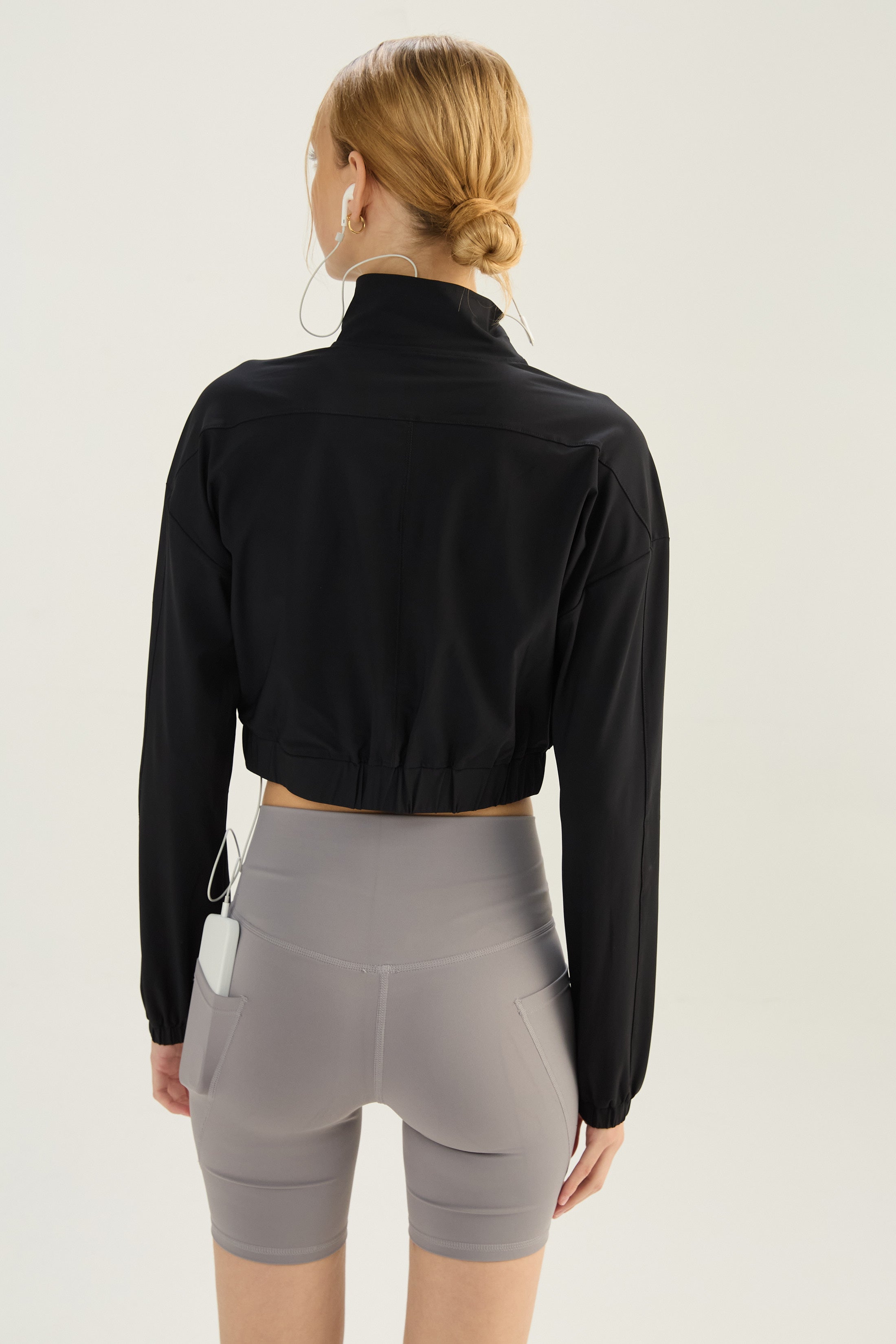 Campera Corta Smooth - TechKnit® - Negro