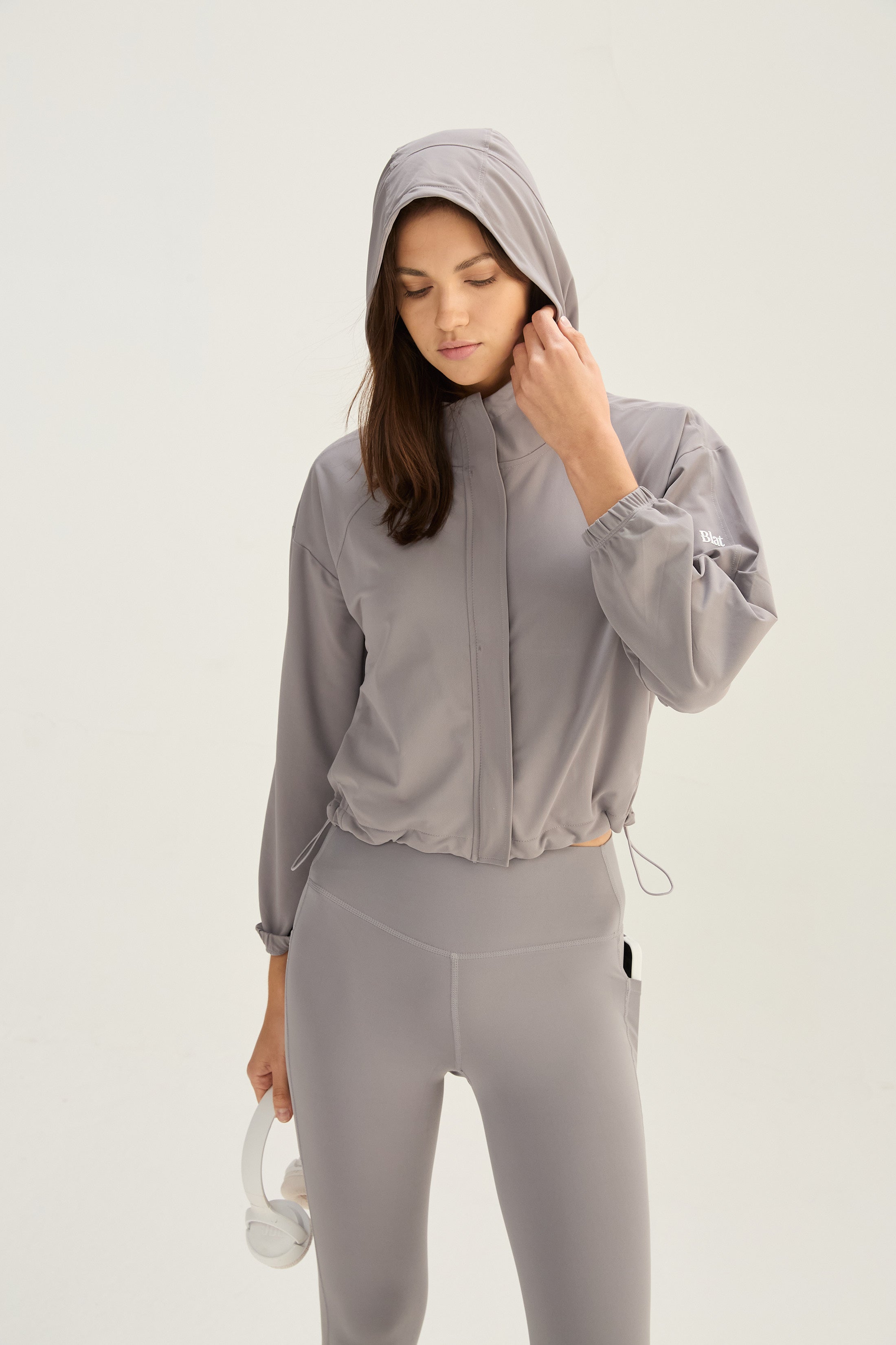 Campera Corta Motion - TechKnit® - Gris Ceniza