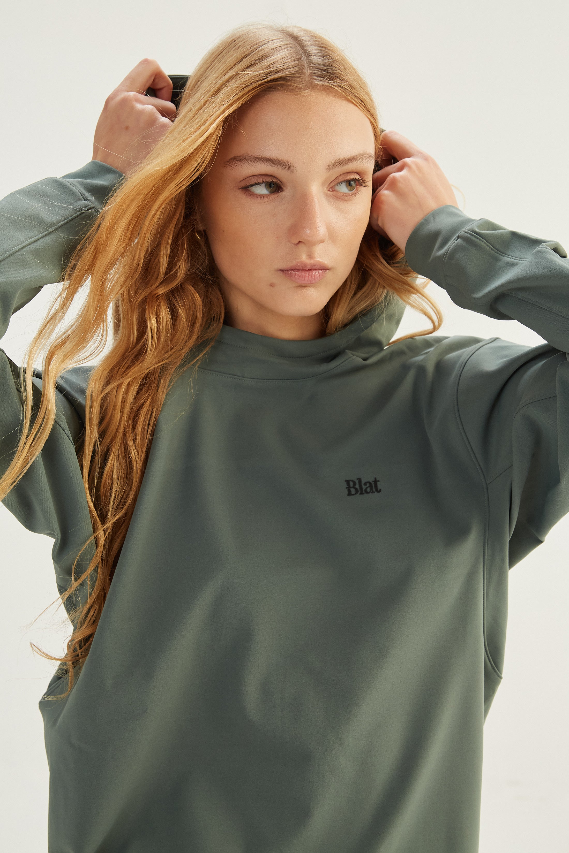 Buzo Jumper con Capucha Airborne - TechKnit® - Laurel