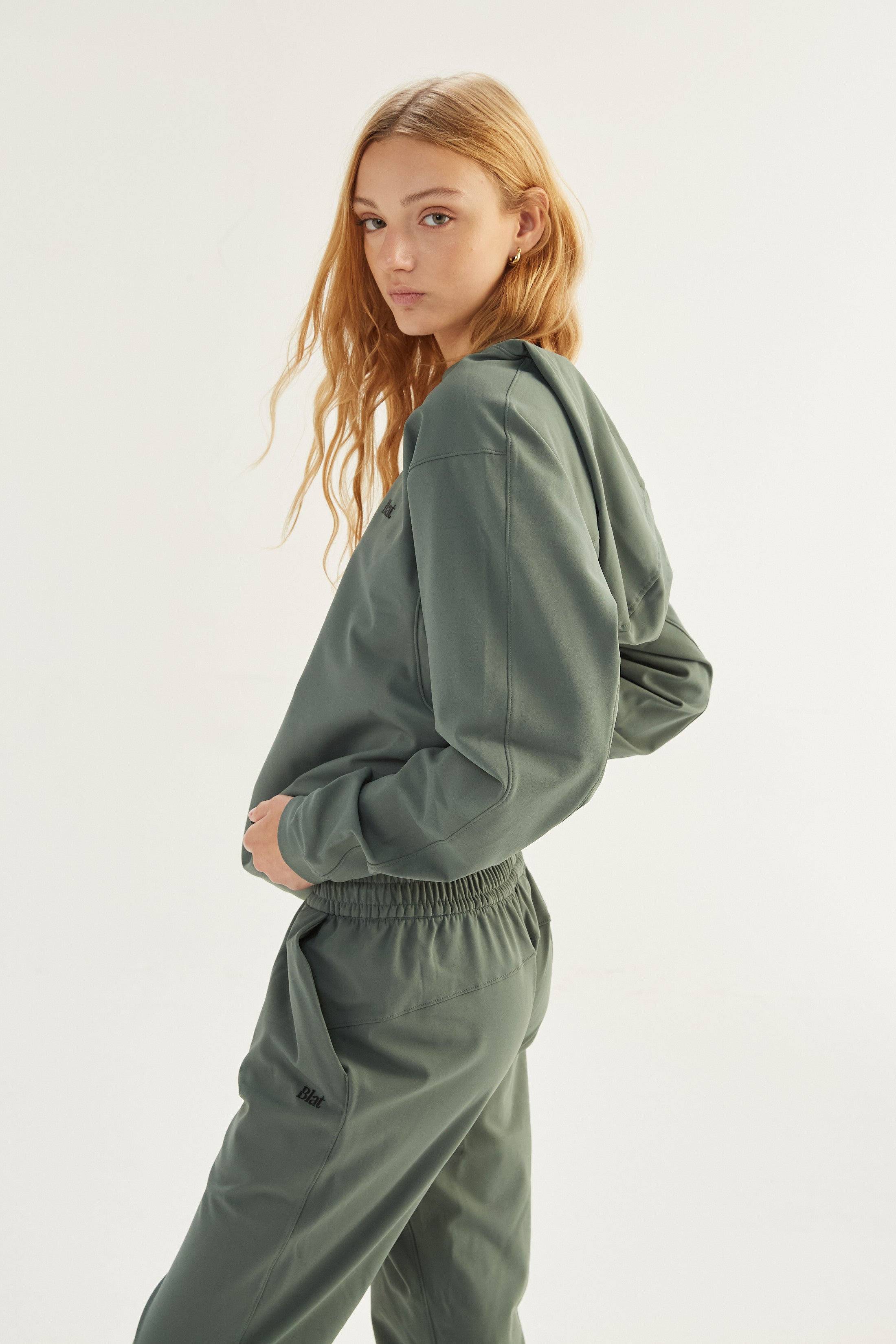 Buzo Jumper con Capucha Airborne - TechKnit® - Laurel