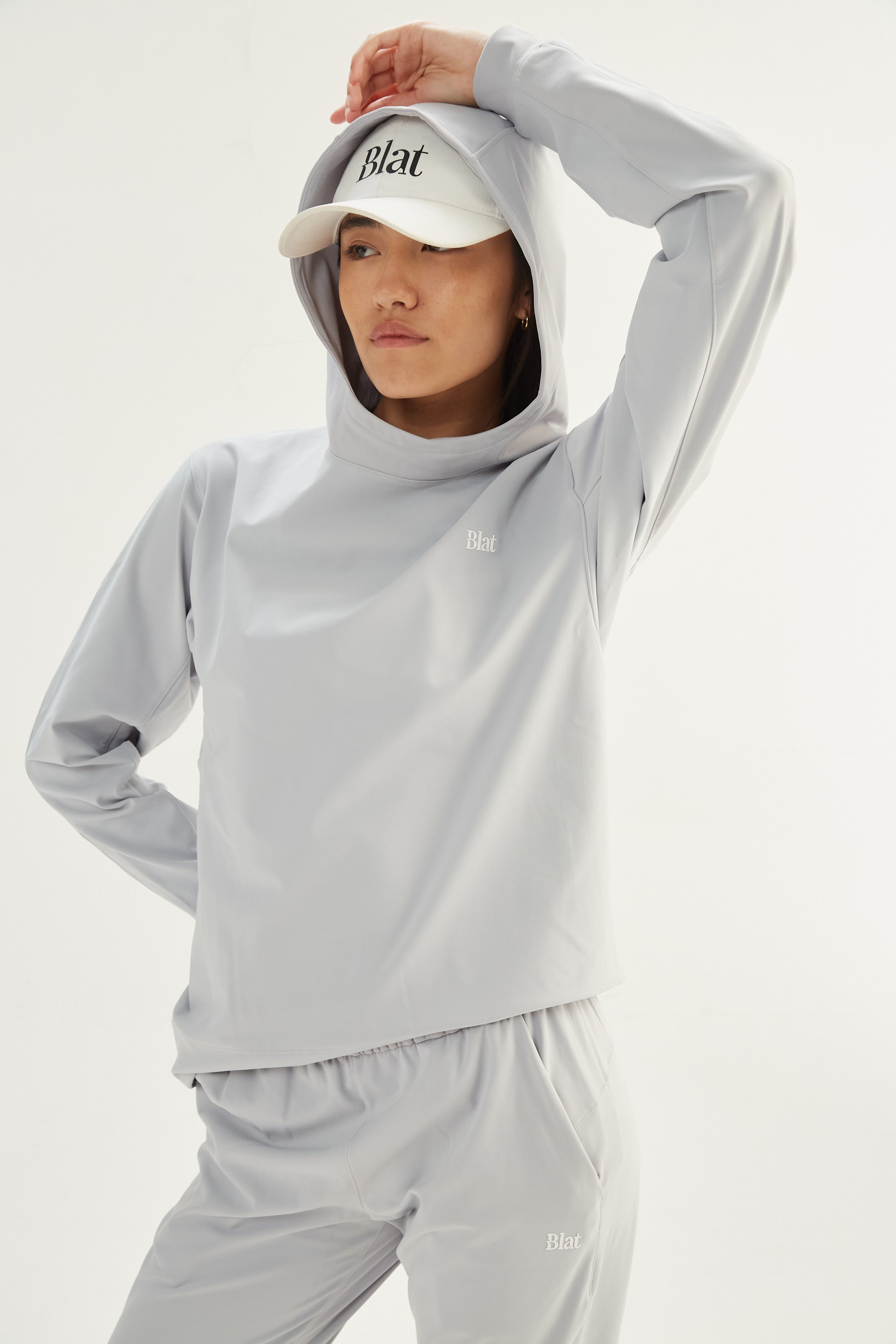 Buzo Jumper con Capucha Airborne - TechKnit® - Gris Plata