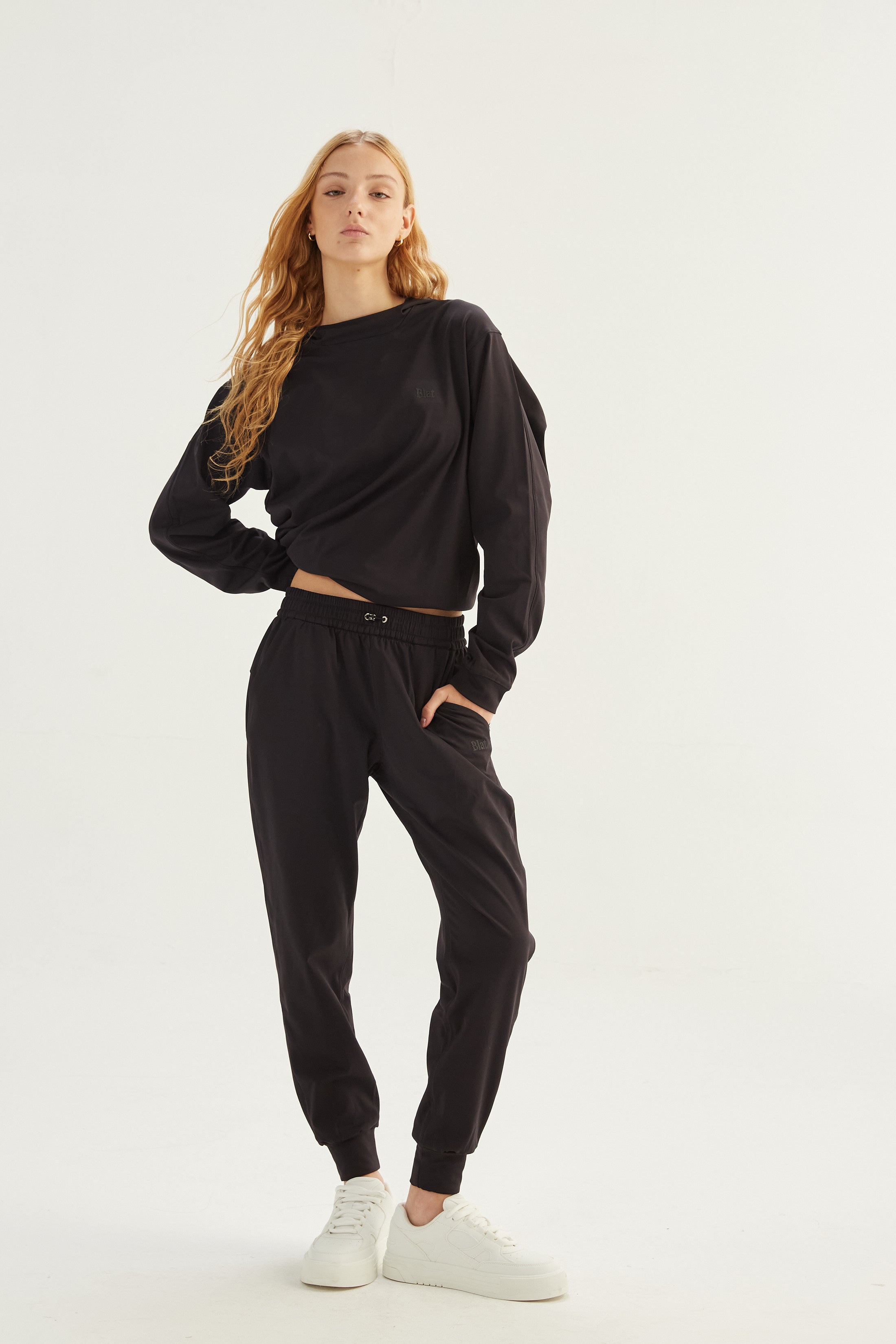 Buzo Jumper con Capucha Airborne - TechKnit® - Negro