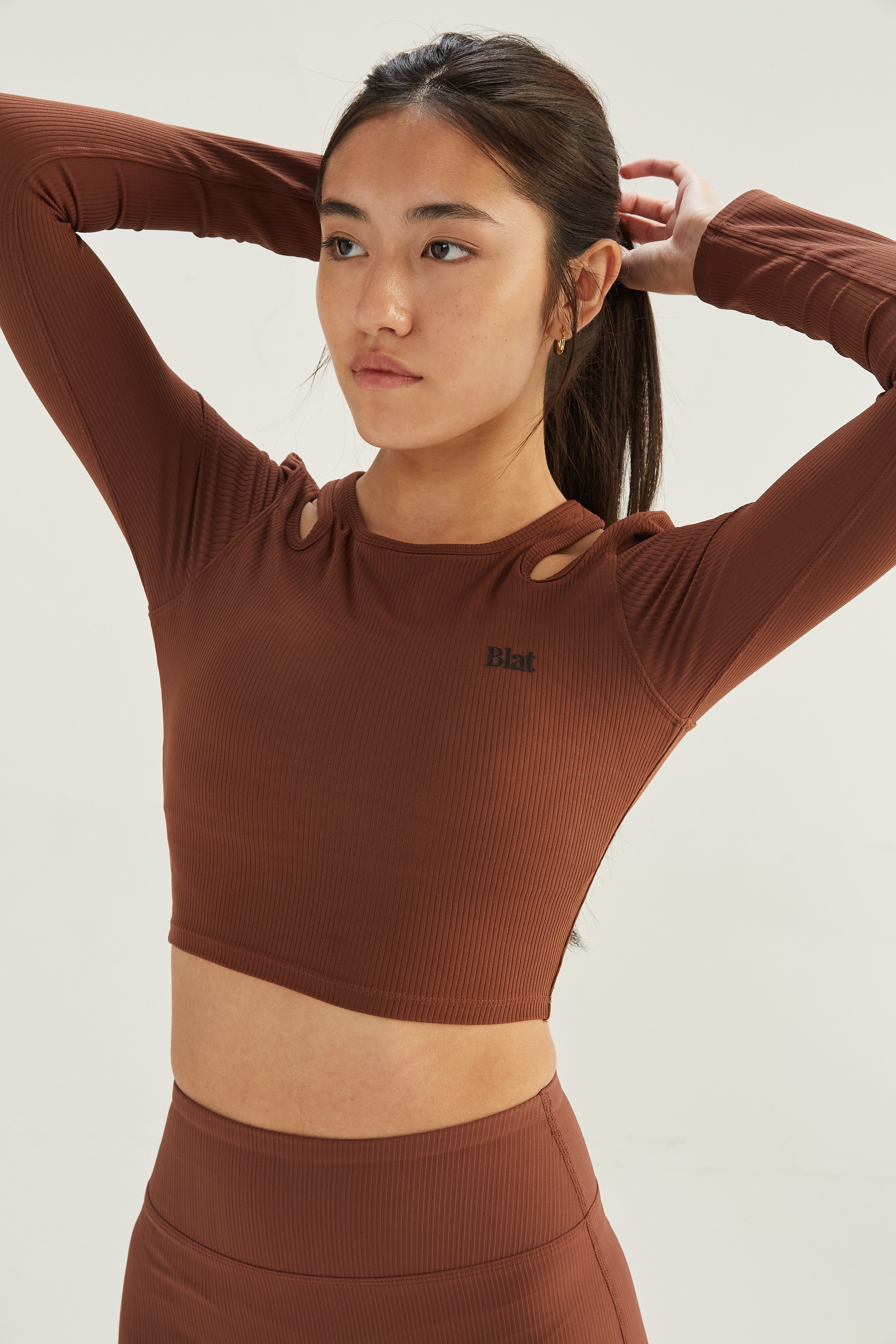 Top Manga Larga Contour - SleekRib® - Chocolate