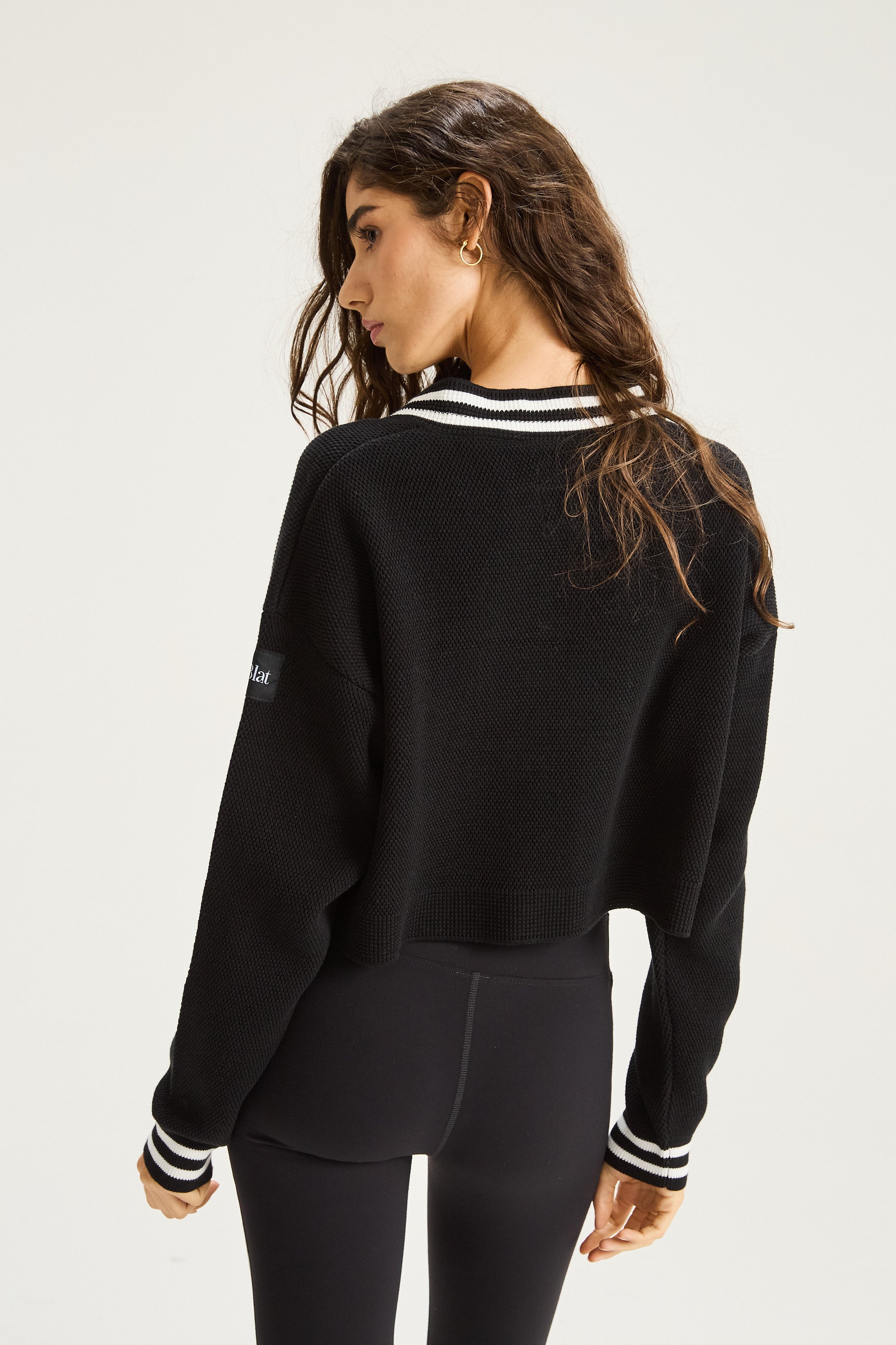 Sweater Poise - Negro