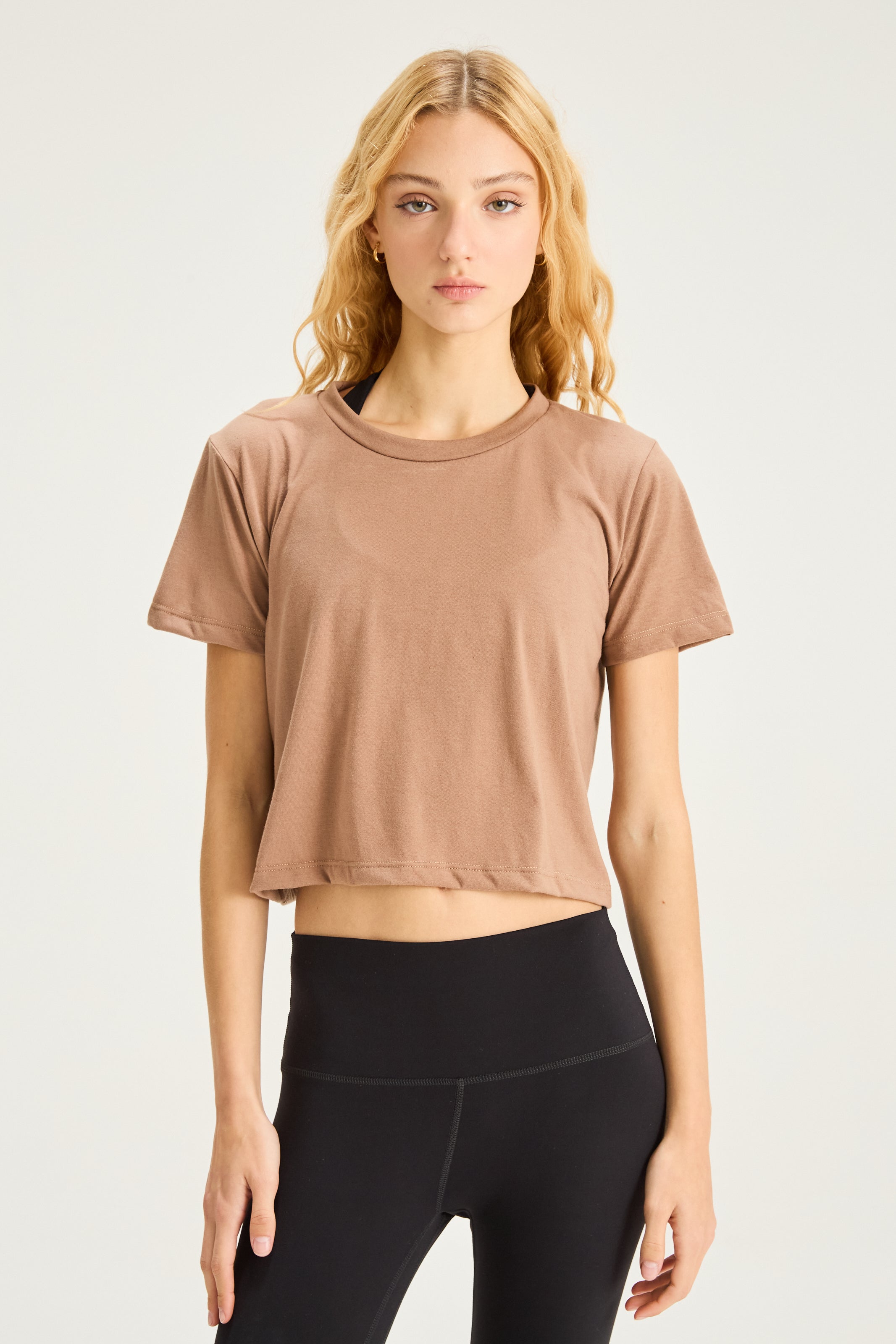 Remera Lounge Crop - Visón