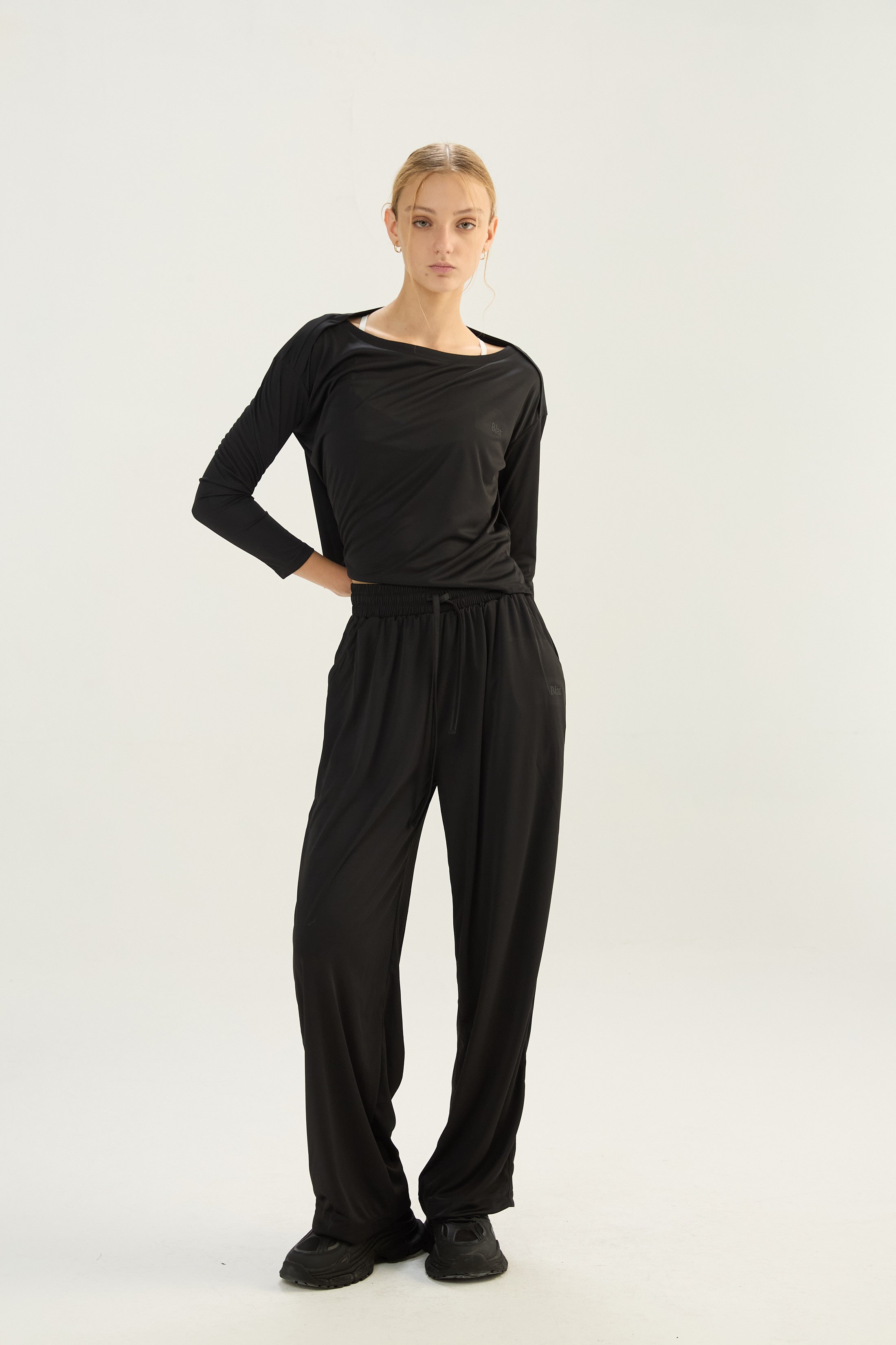 Pantalón Wide Streamline - PureSkin® - Negro