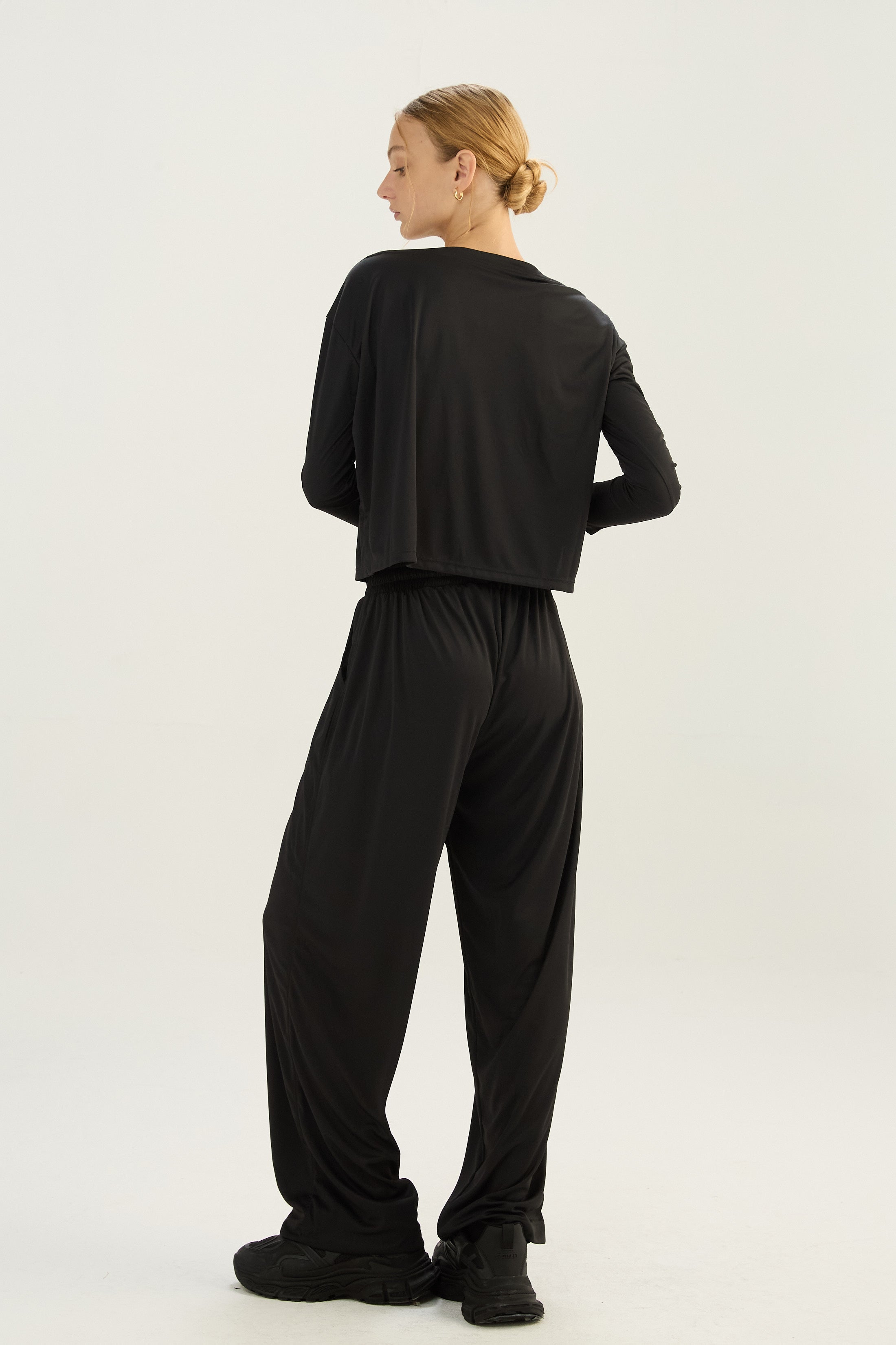 Buzo Jumper Streamline - PureSkin® - Negro