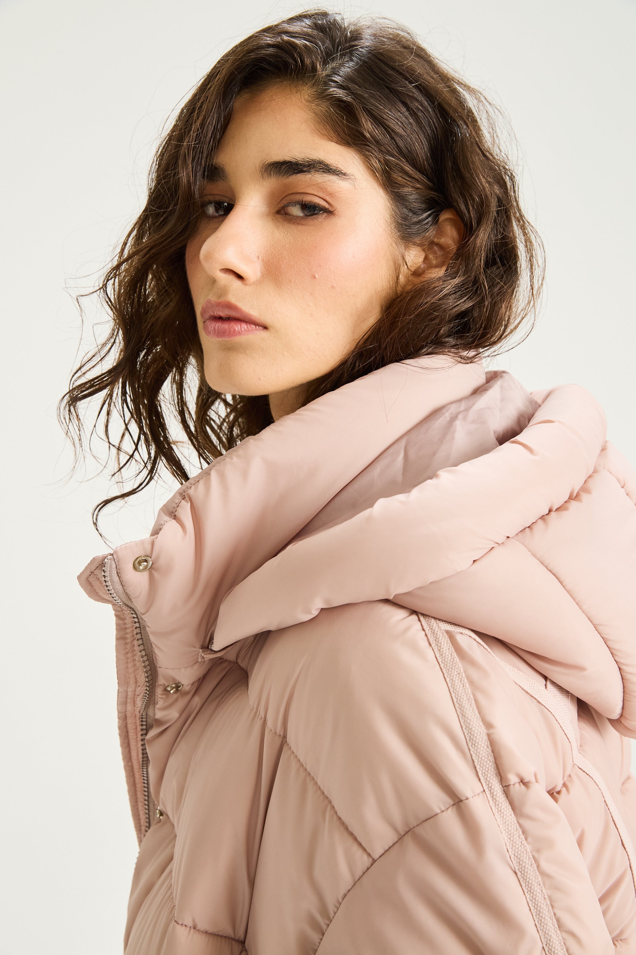 Campera con Capucha Frame - Tierra