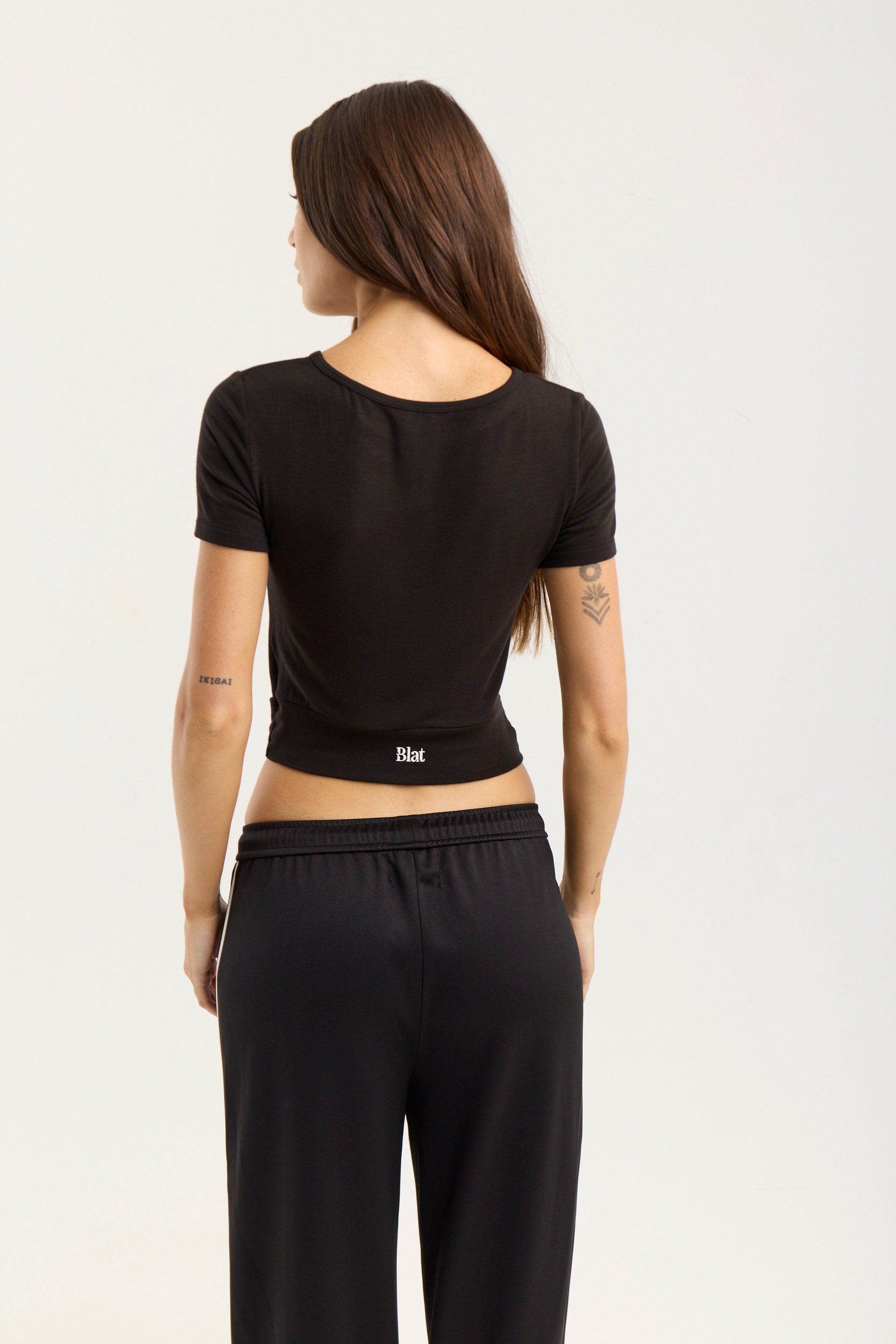 Remera Zafira - Negro
