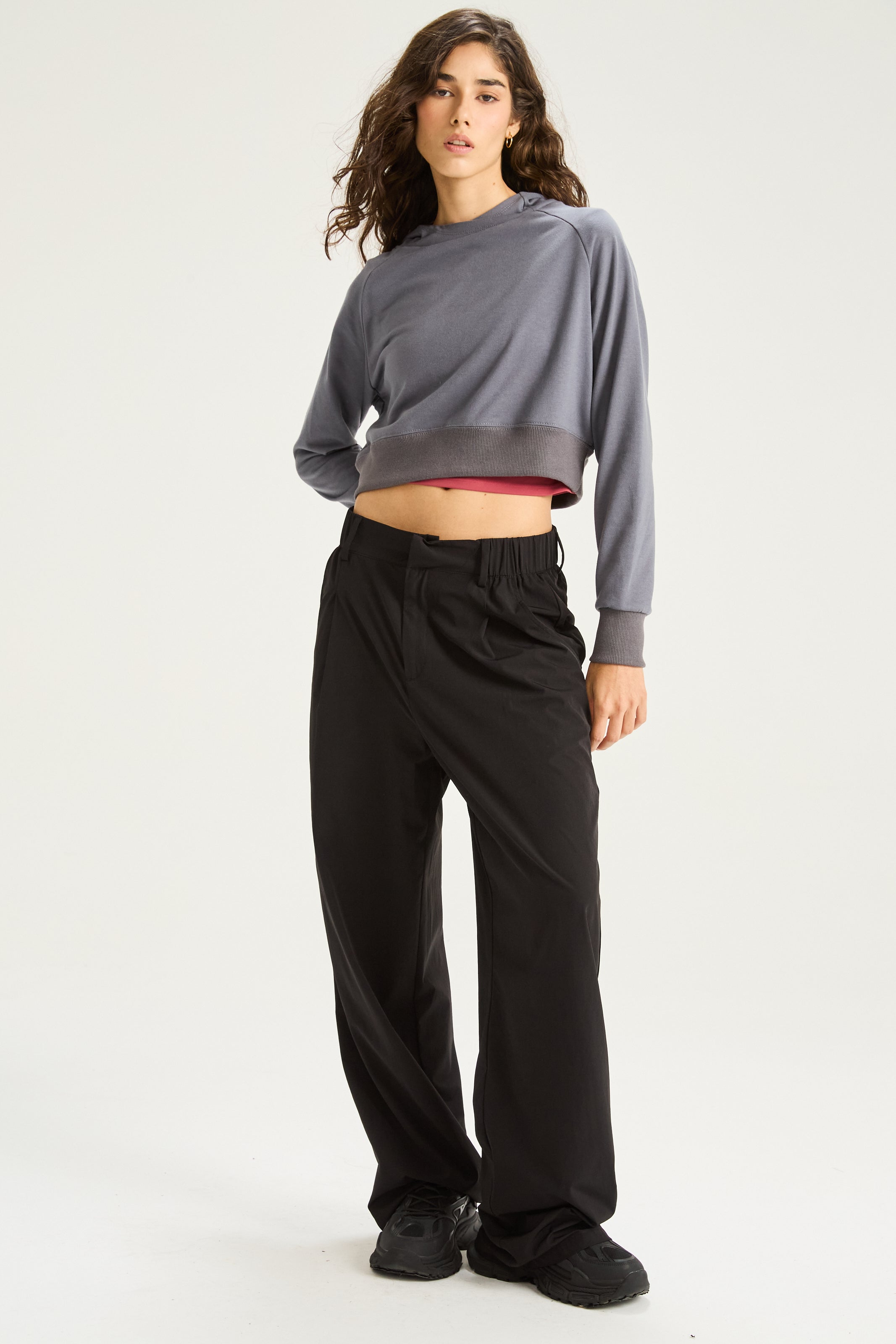 Buzo Jumper Corto Stride - Gris Oscuro