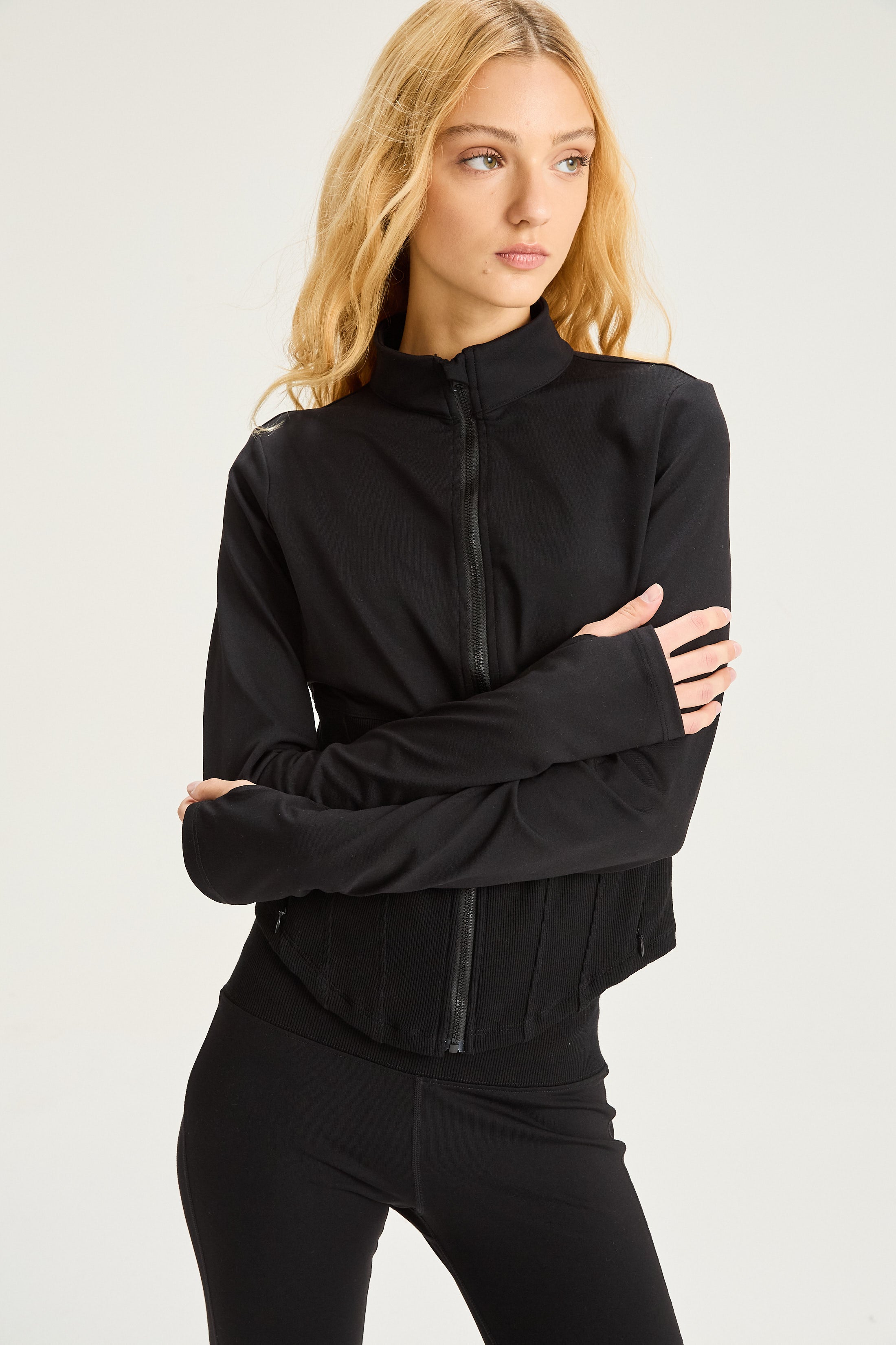 Campera Orbit - Compresive® - Negro