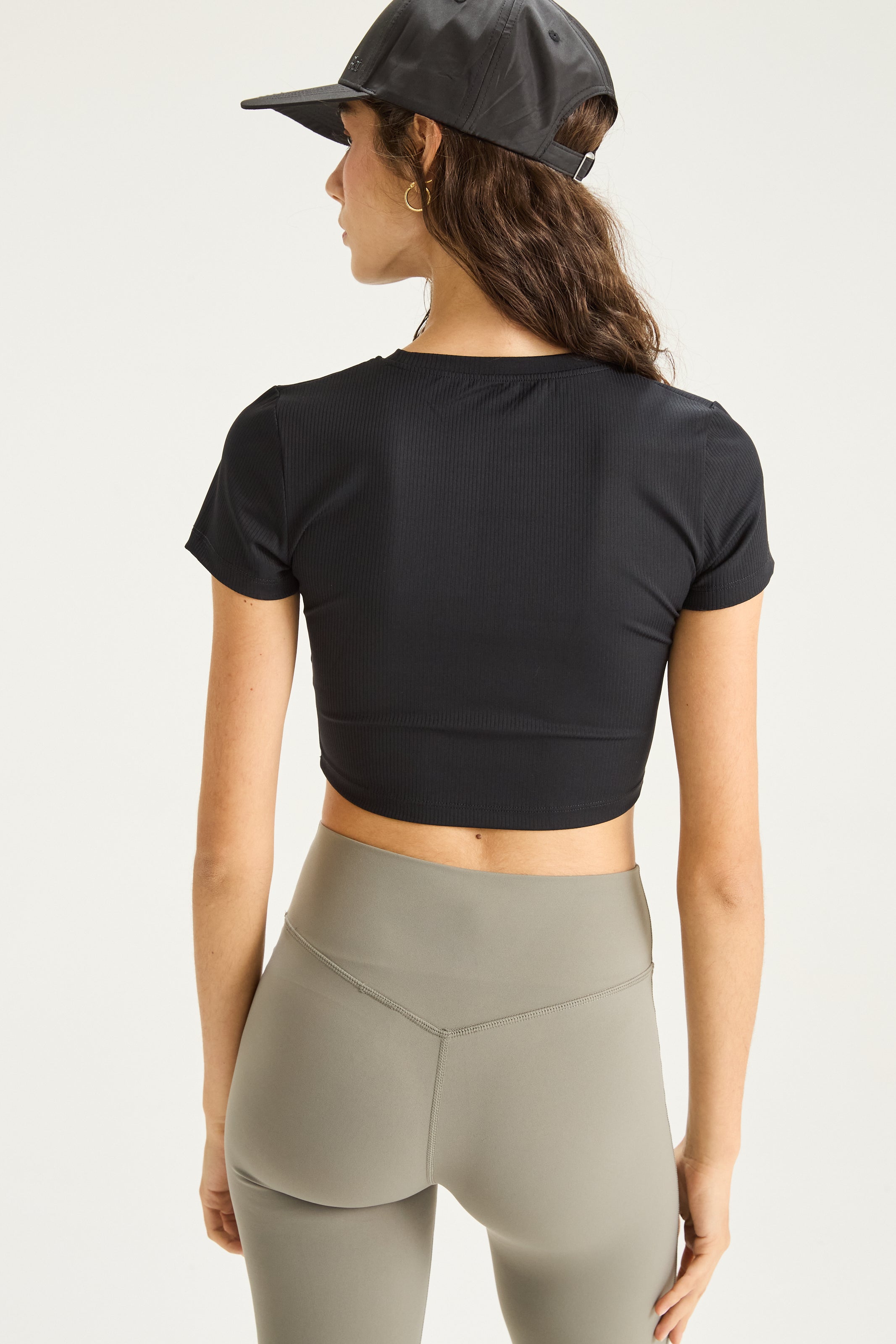 Remera Slim Crop - PureSkin® - Negro