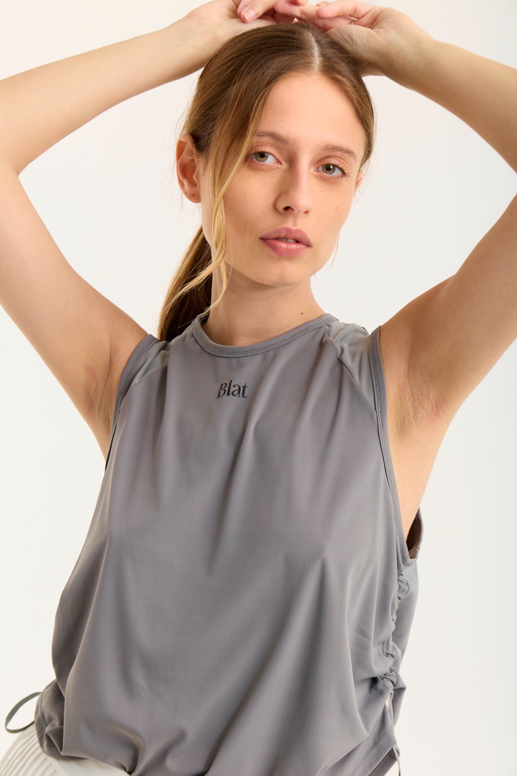 Musculosa Ignite - PureSkin® - Gris Ceniza