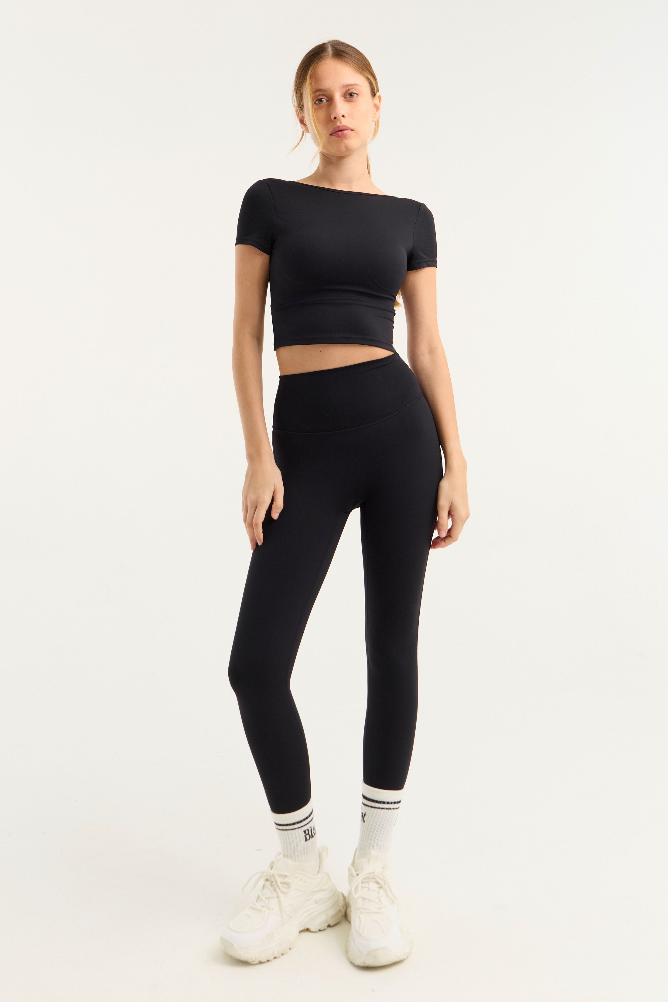 Top Manga Corta Backless - PureSkin® - Negro