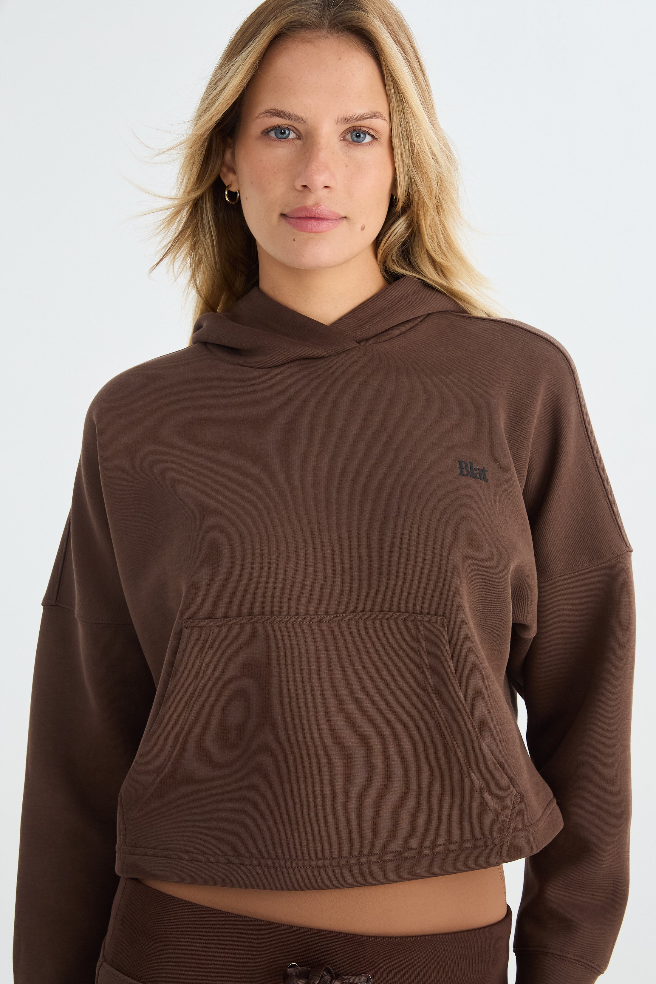 Buzo con Capucha Iskra - TechKnit® - Expresso