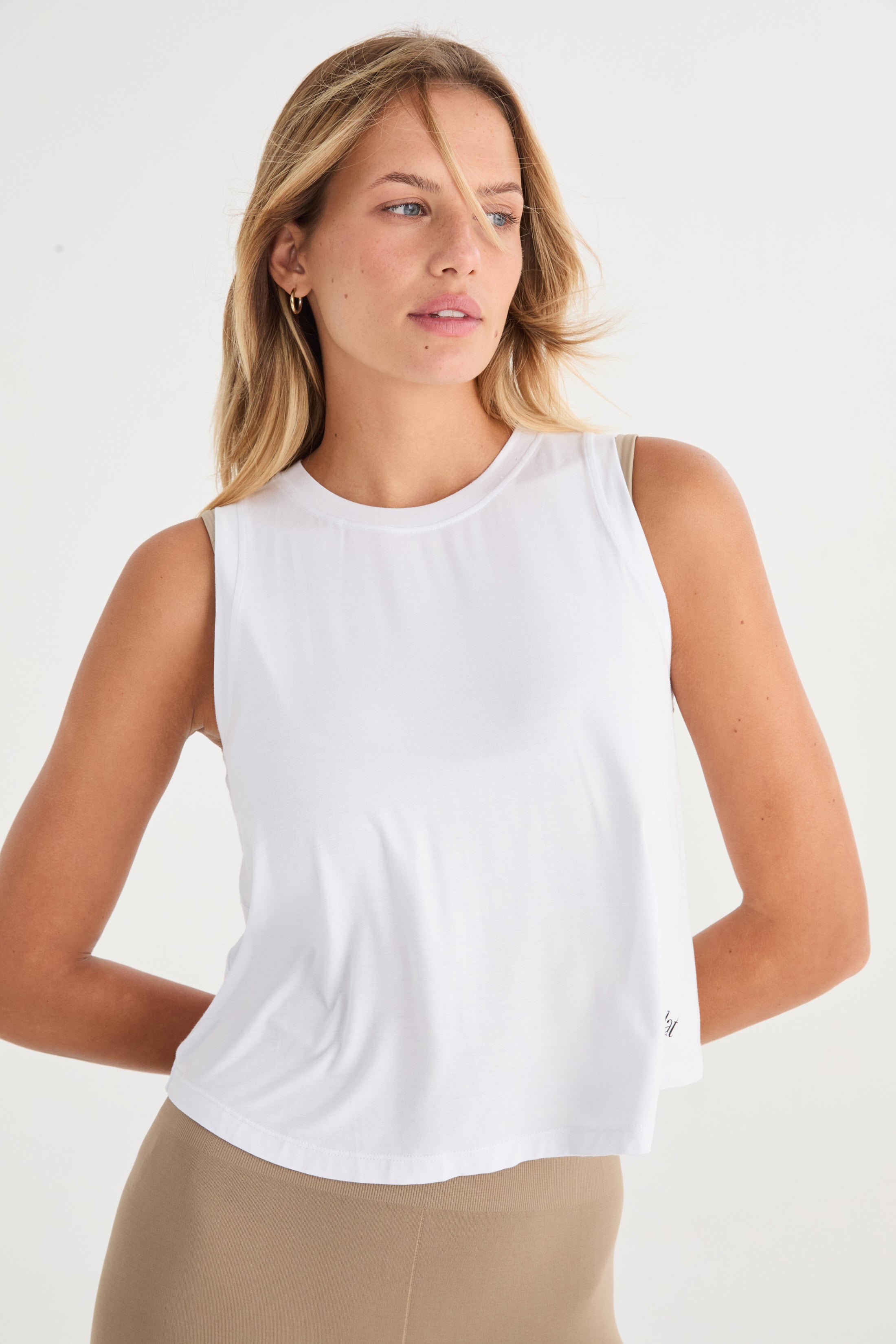 Musculosa Glow Crop - Blanco