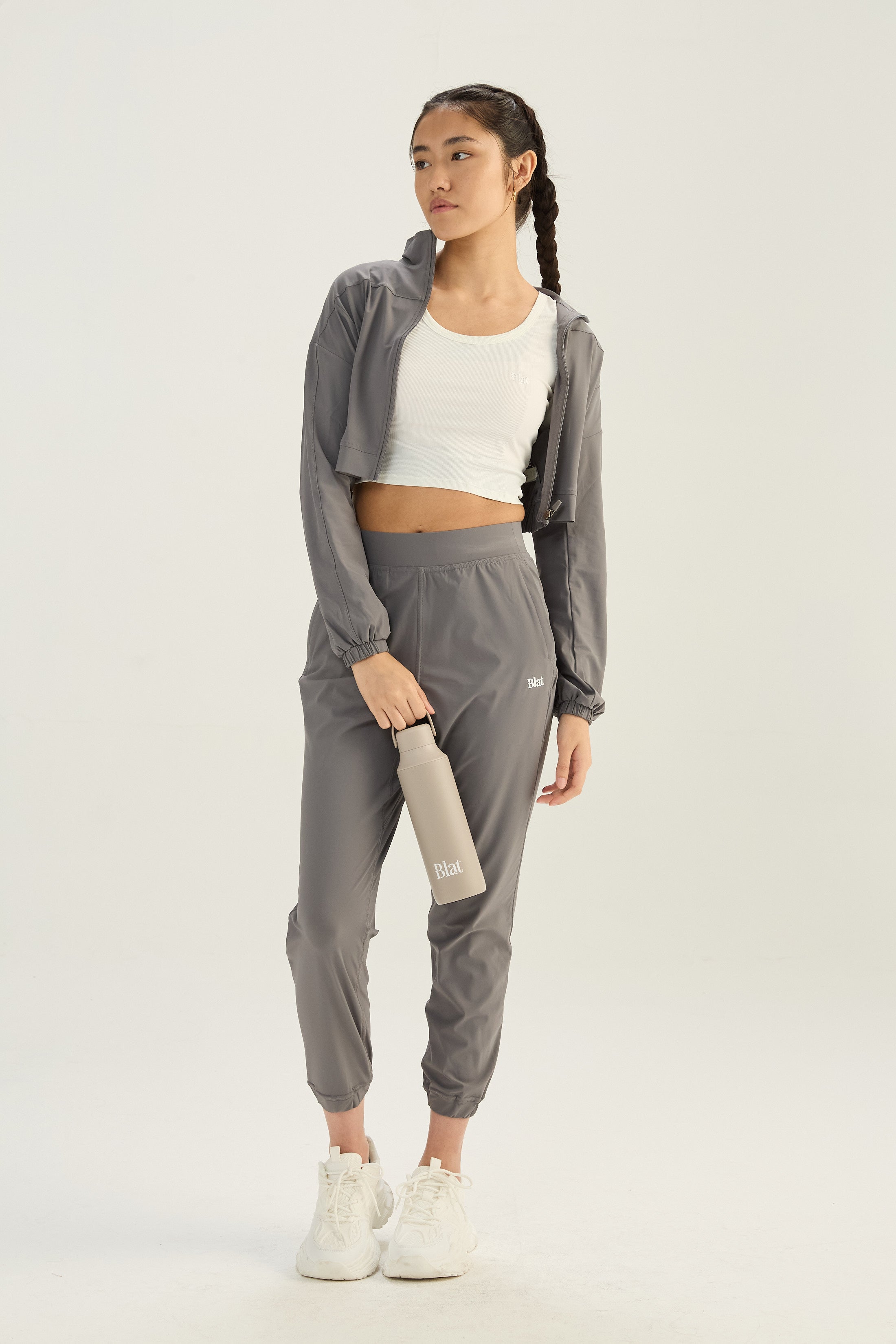 Campera Corta Smooth - TechKnit® - Gris Ceniza