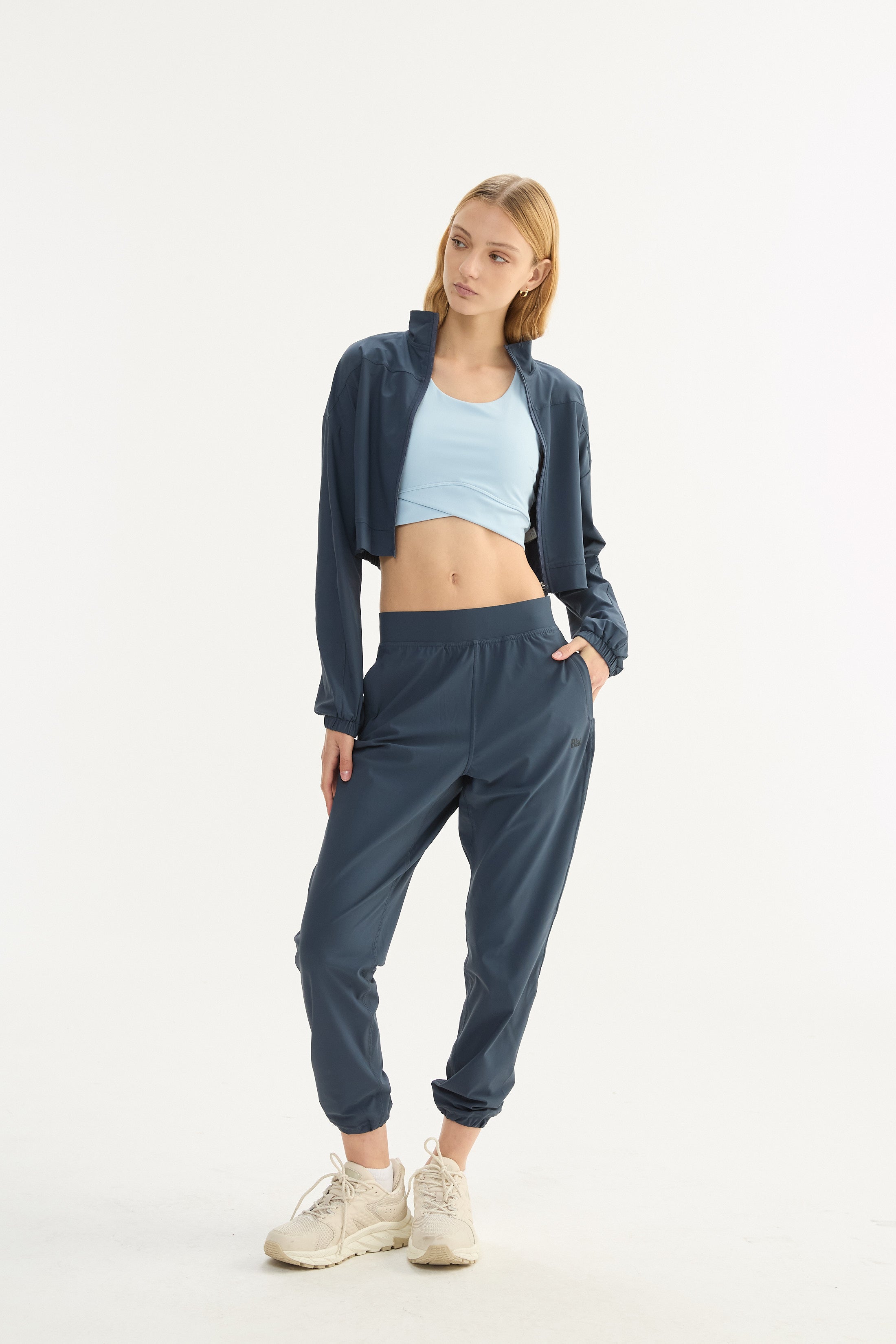 Campera Corta Smooth - TechKnit® - Azul Petroleo