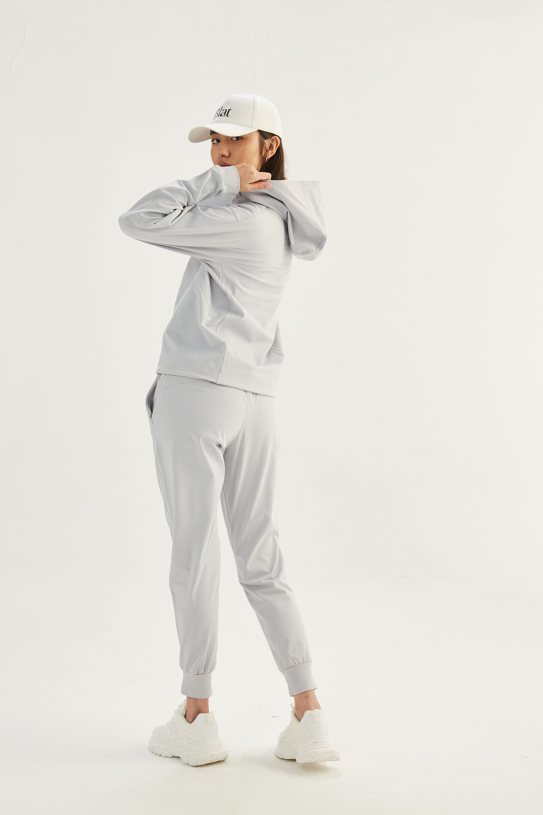Buzo Jumper con Capucha Airborne - TechKnit® - Gris Plata