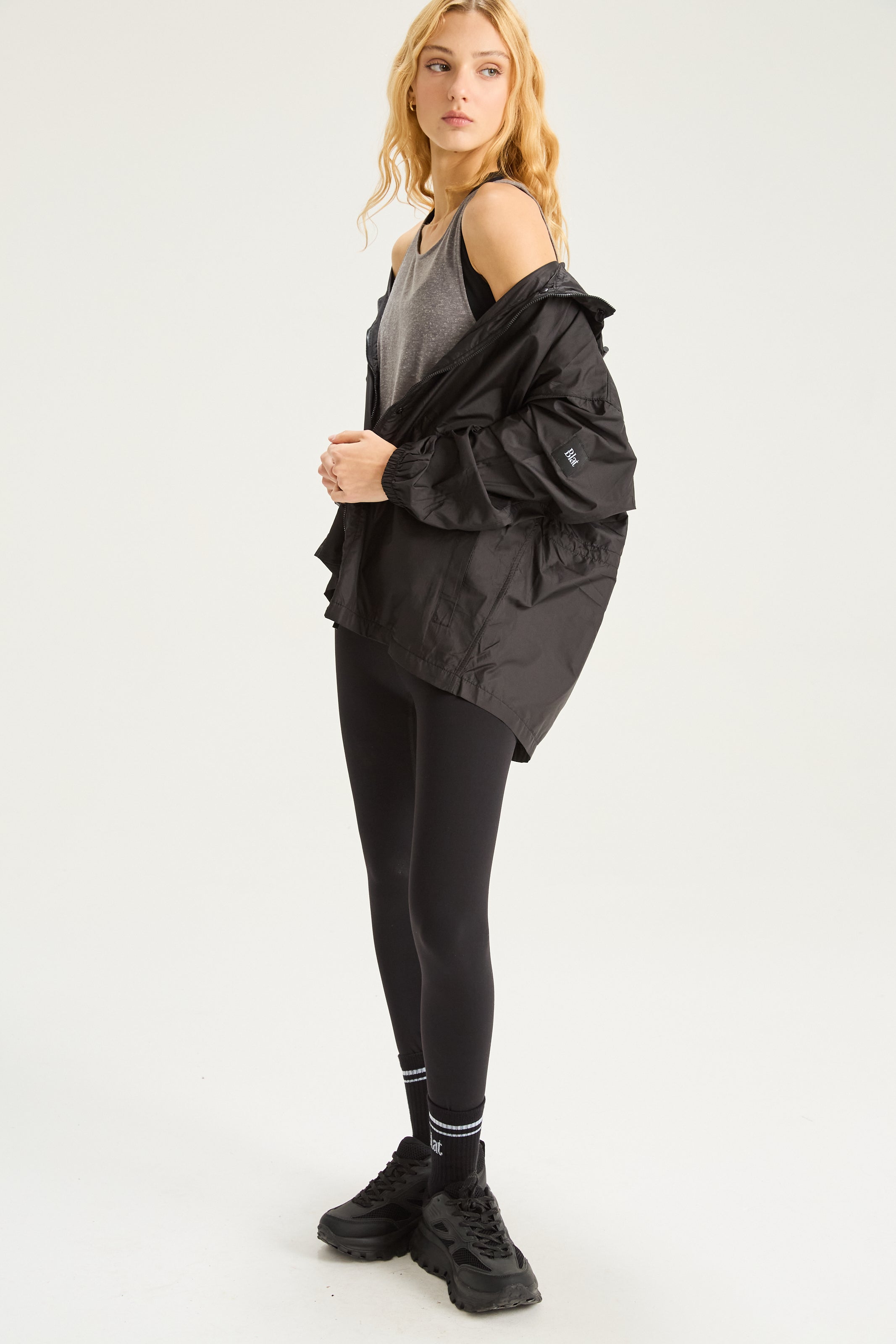 Campera Vibe - Negro