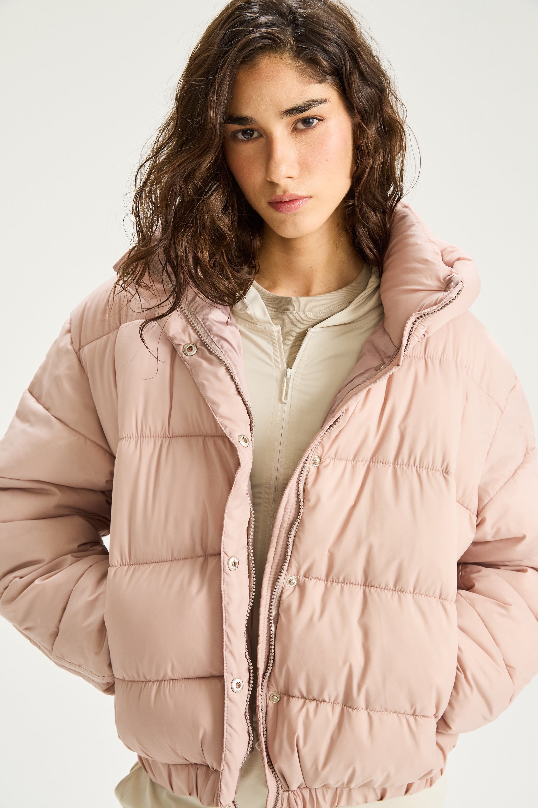 Campera con Capucha Frame - Tierra