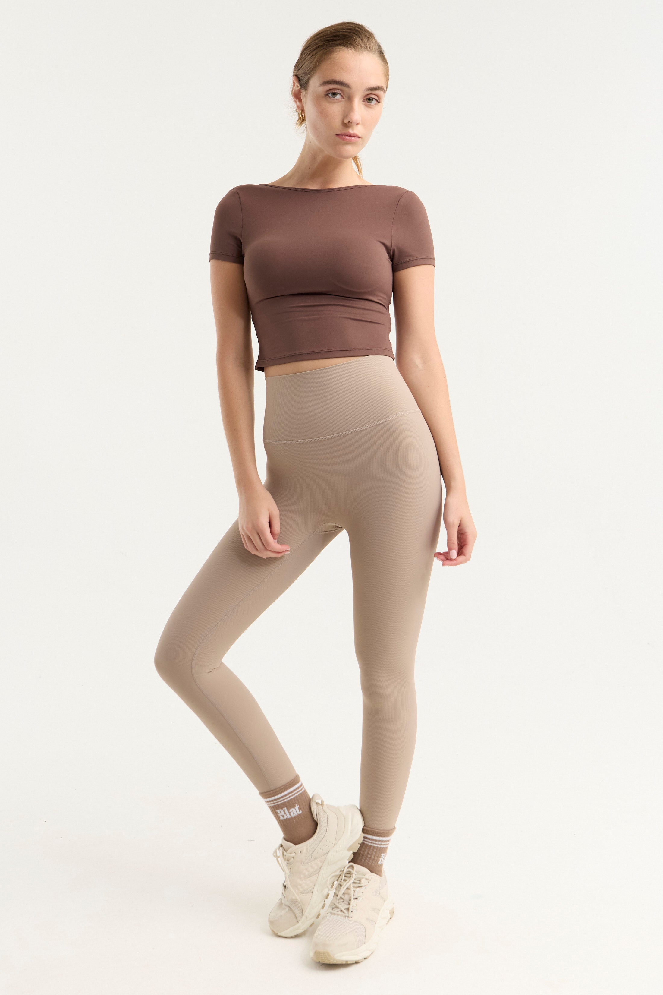 Top Manga Corta Backless - PureSkin® - Chocolate