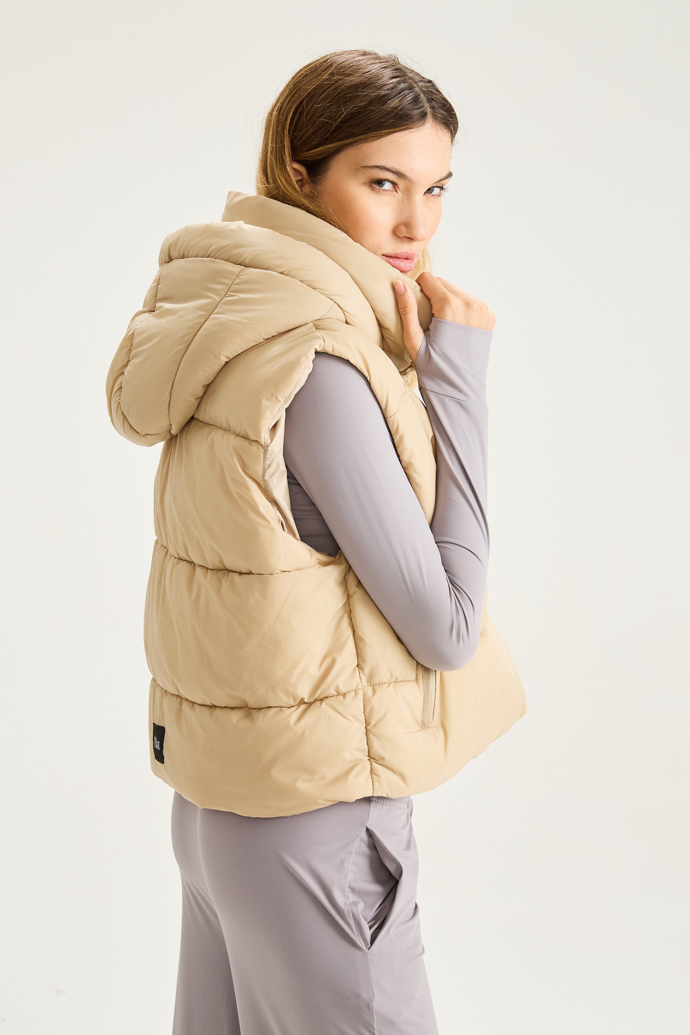 Chaleco Frame - Camel