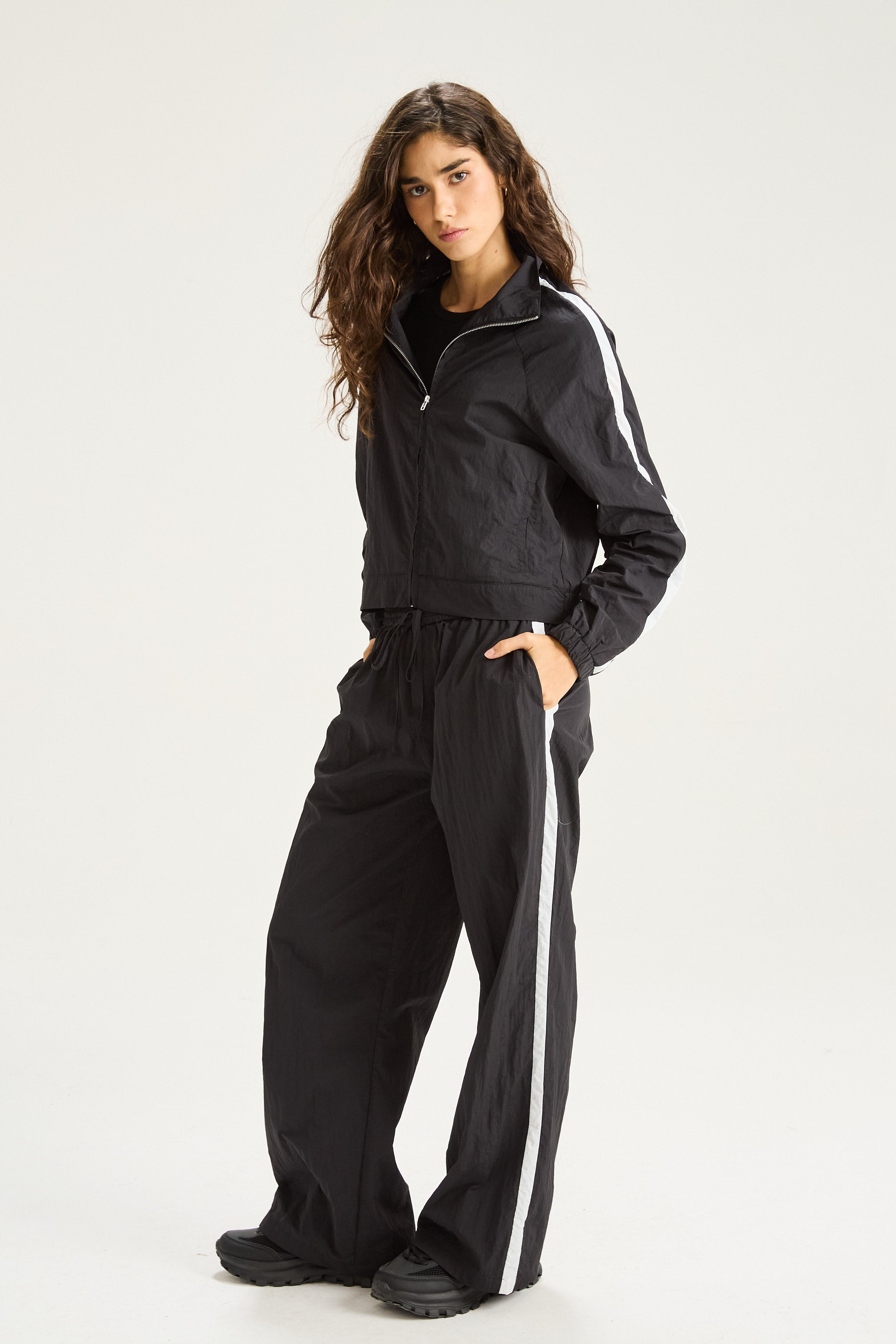 Campera Flowtone - Negro
