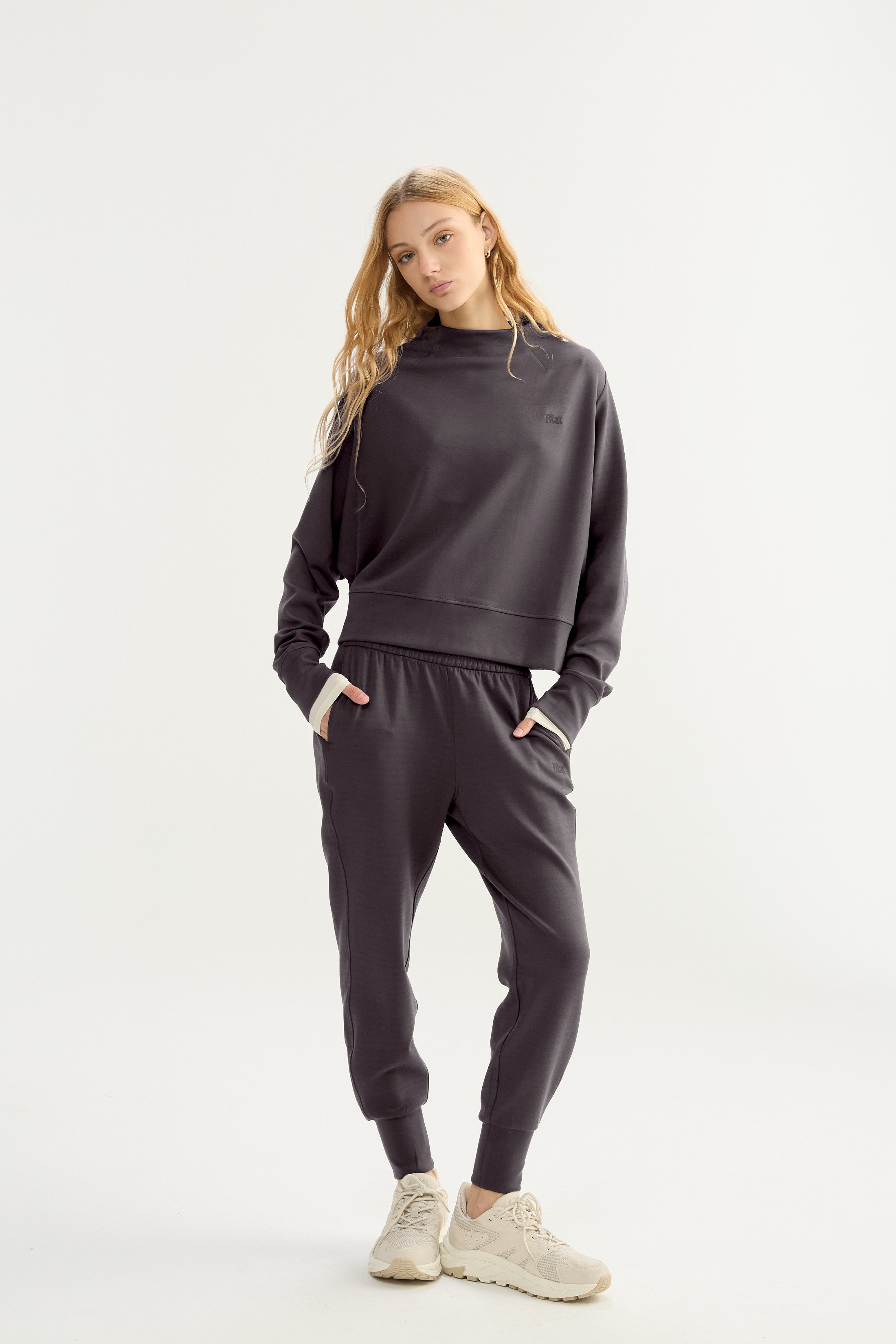 Buzo Jumper Wild - TechKnit® - Gris Oscuro
