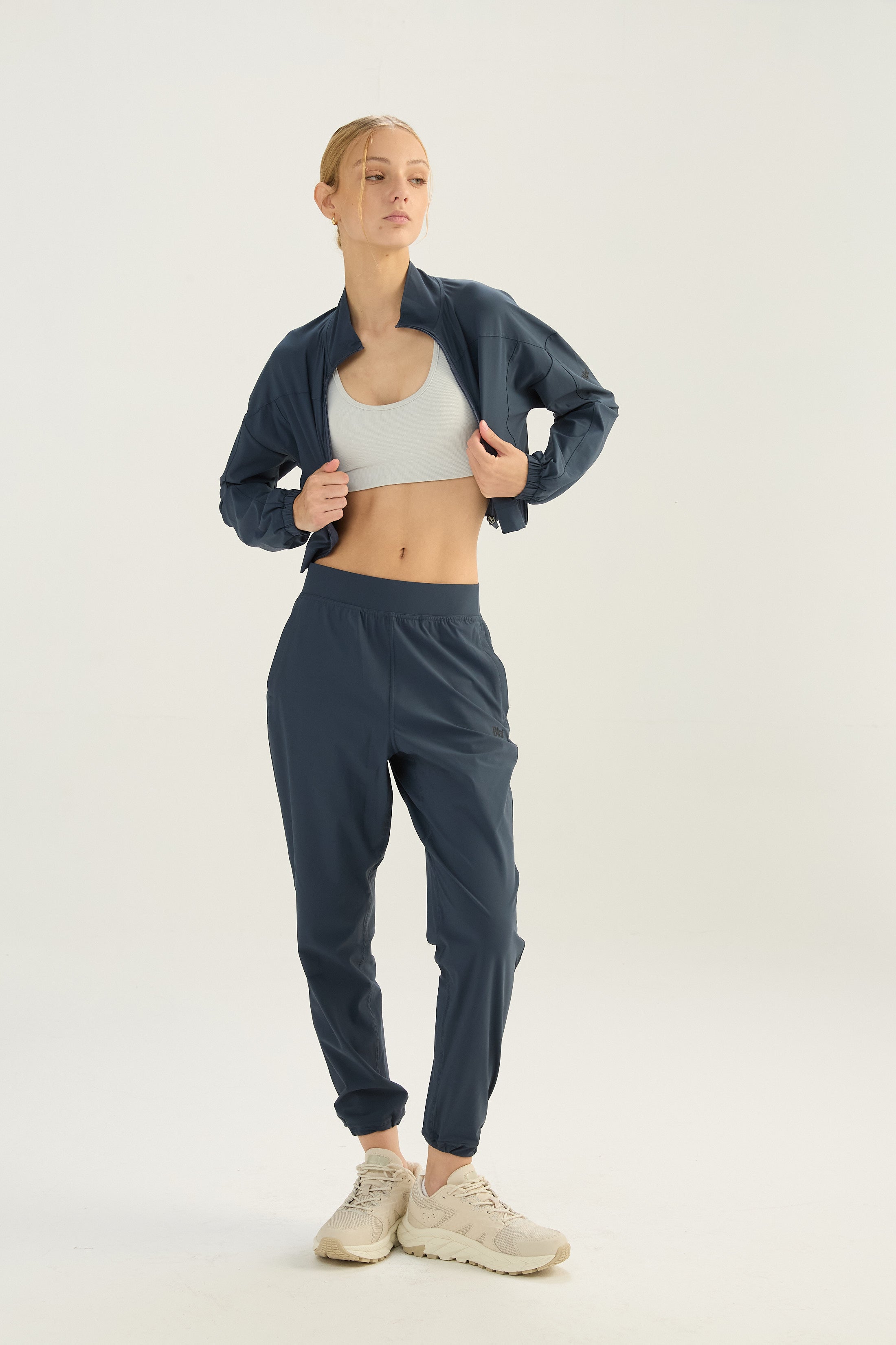 Campera Corta Smooth - TechKnit® - Azul Petroleo